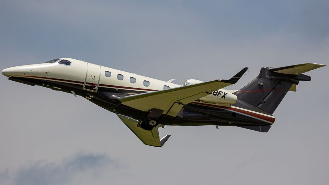 Photo of N368FX - FlexJet Embraer Phenom 300 at OSU on AeroXplorer Aviation Database Photo of N368FX - FlexJet Embraer Phenom 300 at OSU on AeroXplorer Aviation Database