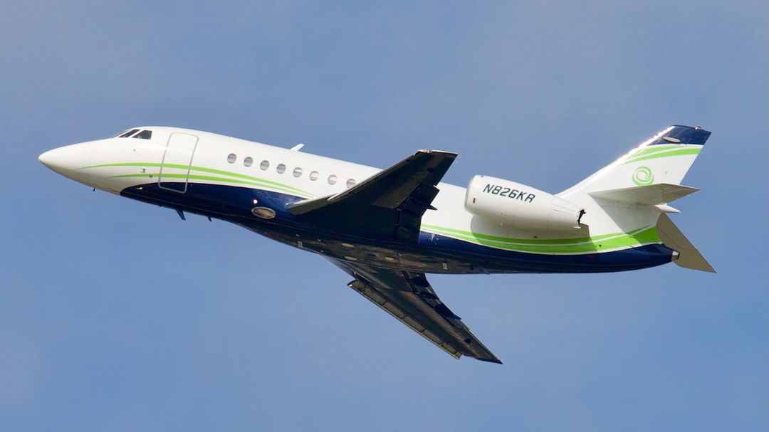 Photo of N826KR - PRIVATE Dassault Falcon 2000 at IAH on AeroXplorer Aviation Database Photo of N826KR - PRIVATE Dassault Falcon 2000 at IAH on AeroXplorer Aviation Database