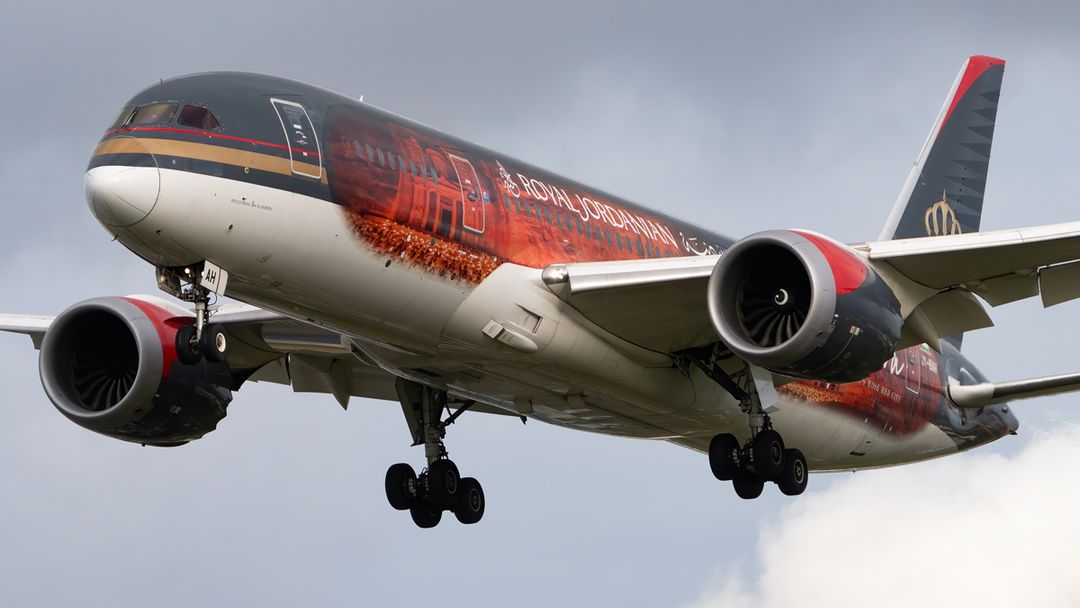 Photo of JY-BAH - Royal Jordanian Boeing 787-8 at LHR on AeroXplorer Aviation Database