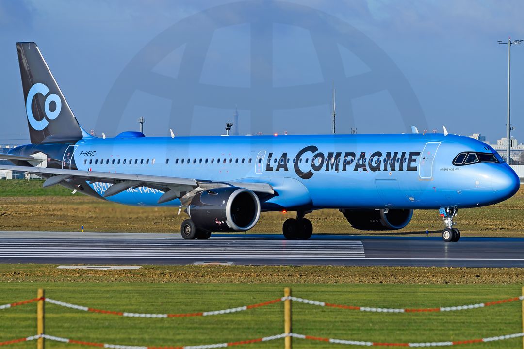 Photo of F-HBUZ - La Compagnie Airbus A321NEO at ORY on AeroXplorer Aviation Database Photo of F-HBUZ - La Compagnie Airbus A321NEO at ORY on AeroXplorer Aviation Database