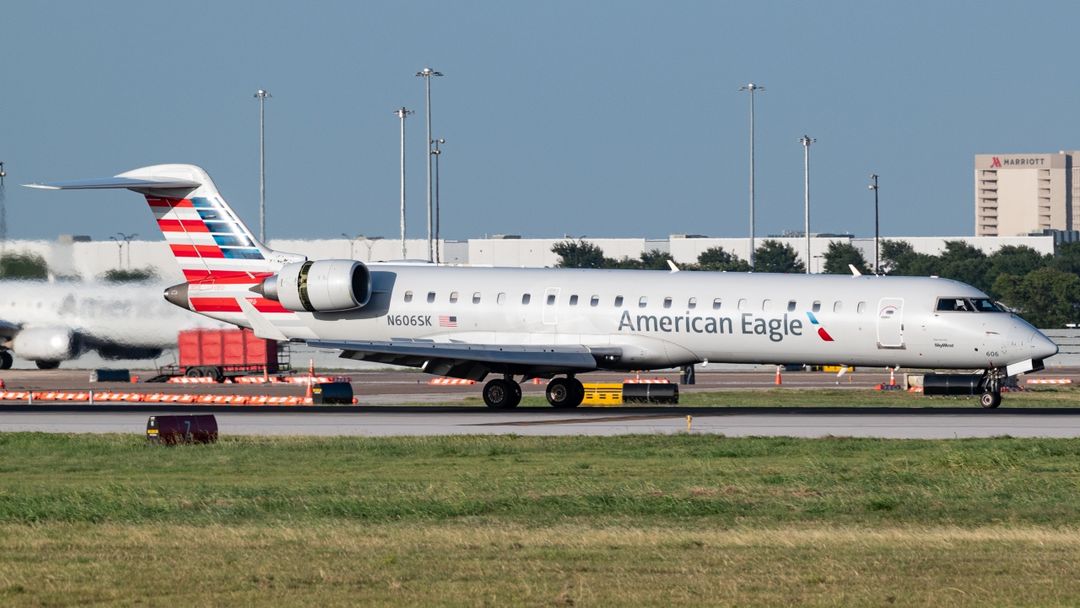Photo of N606SK - American Eagle Mitsubishi CRJ-700 at DFW on AeroXplorer Aviation Database