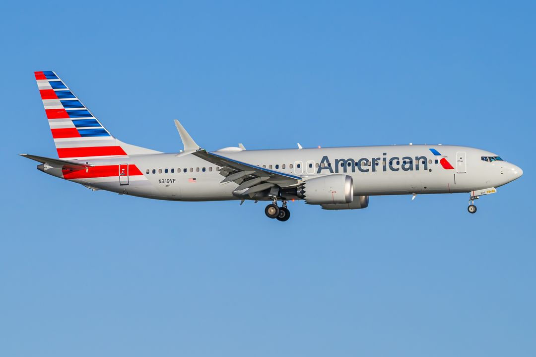 American Airlines Boeing 737 MAX 8 registration  on final approach at Norfolk International Airport (ORF/KORF) photographed by  on 03/29/2026