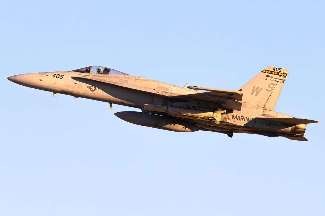 Photo of 165399 - USMC - United States Marine Corp McDonnel Douglas F/A-18 Hornet at NYL on AeroXplorer Aviation Database