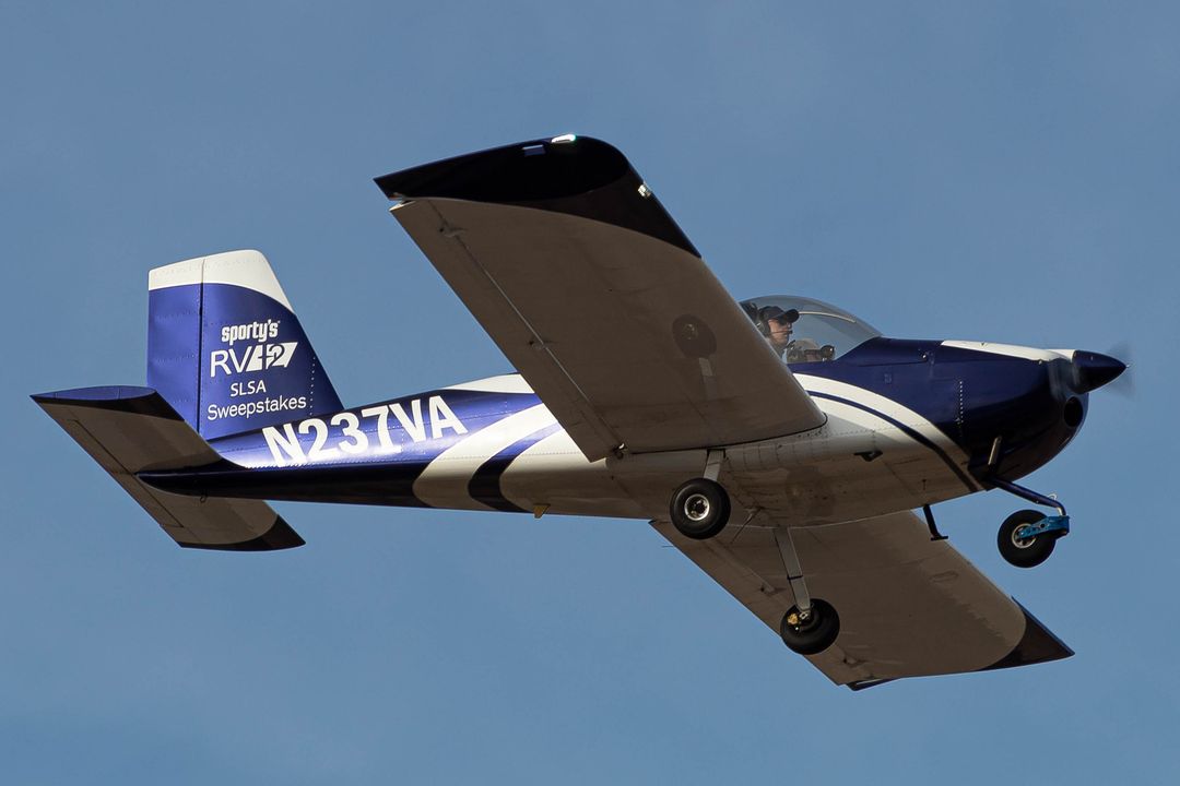 Photo of N237VA - PRIVATE Van\'s RV-12 at BOI on AeroXplorer Aviation Database Photo of N237VA - PRIVATE Van\'s RV-12 at BOI on AeroXplorer Aviation Database