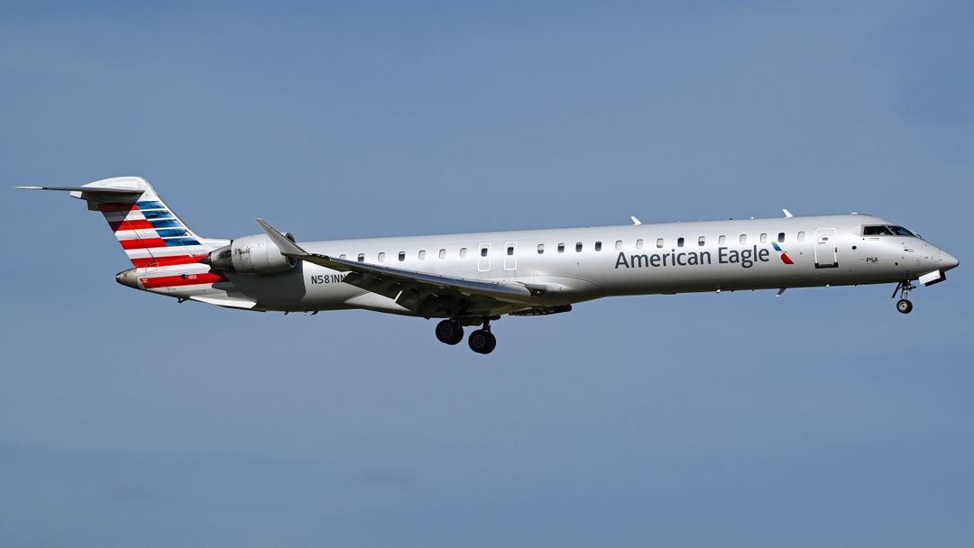 Photo of N581NN - American Eagle Mitsubishi CRJ-900 at DFW on AeroXplorer Aviation Database