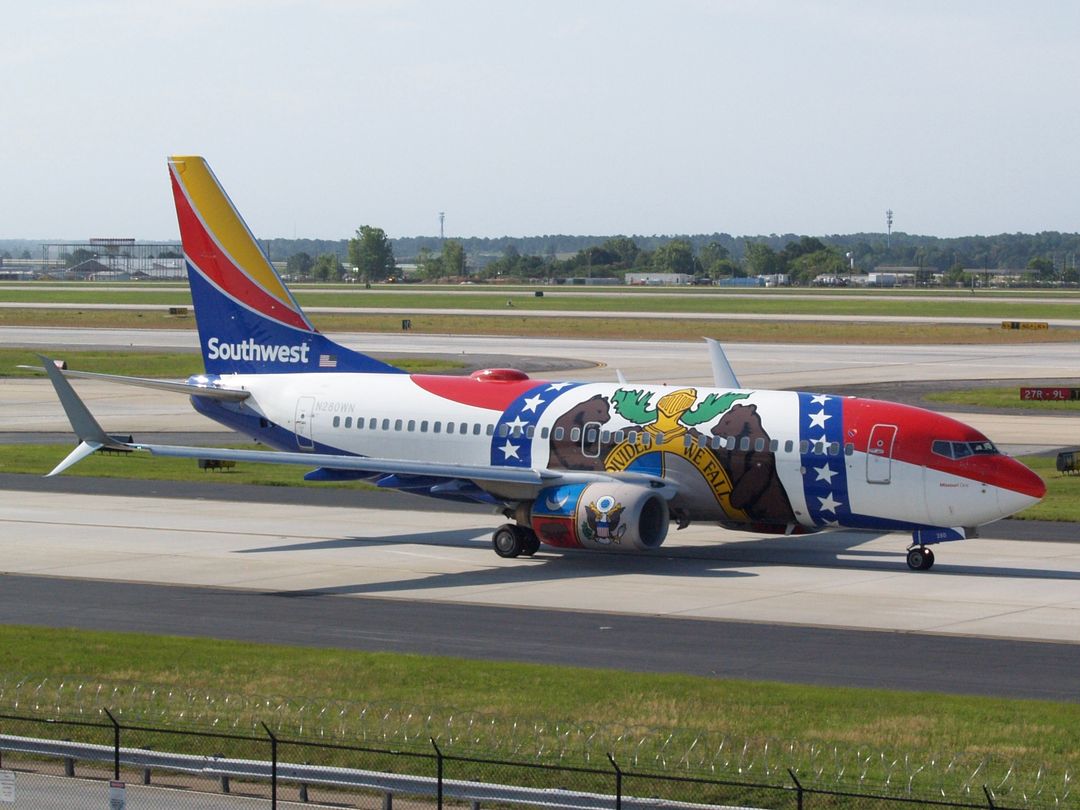 Photo of N280WN - Southwest Airlines Boeing 737-700 at ATL on AeroXplorer Aviation Database Photo of N280WN - Southwest Airlines Boeing 737-700 at ATL on AeroXplorer Aviation Database