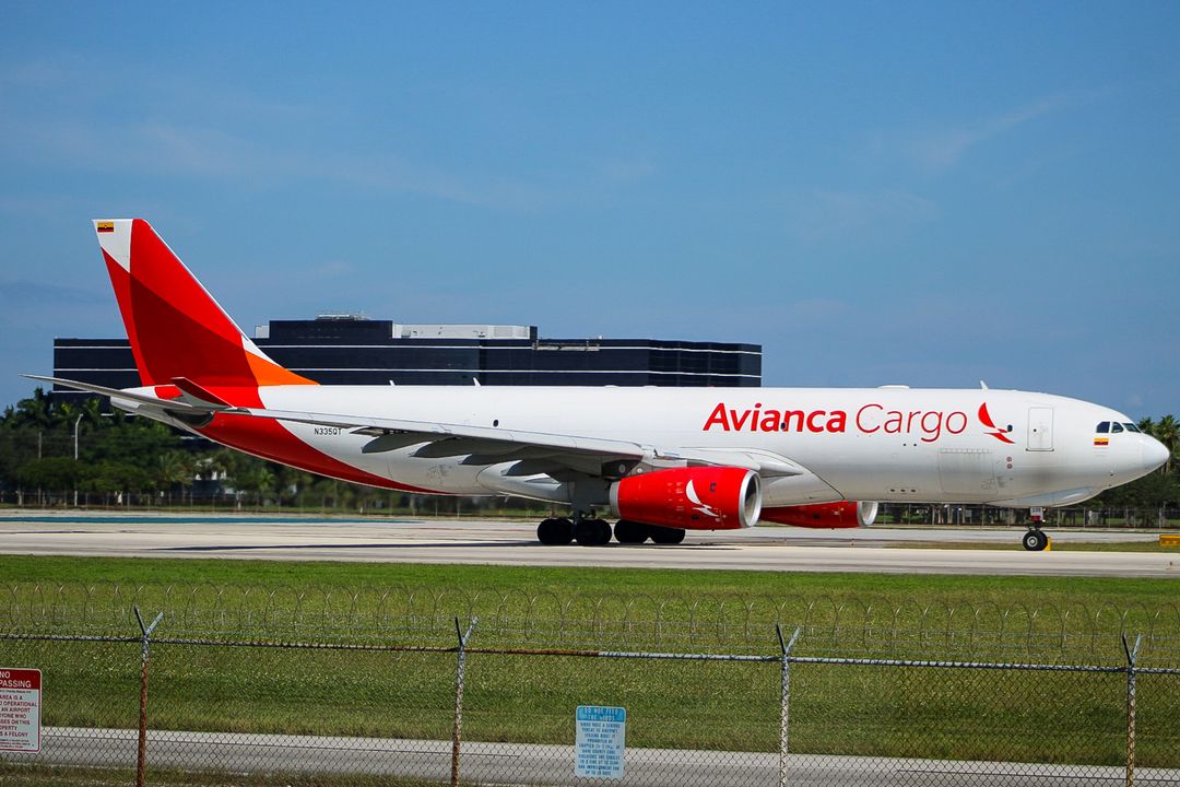 Photo of N335QT - Avianca Cargo Airbus A330-243F at MIA on AeroXplorer Aviation Database Photo of N335QT - Avianca Cargo Airbus A330-243F at MIA on AeroXplorer Aviation Database
