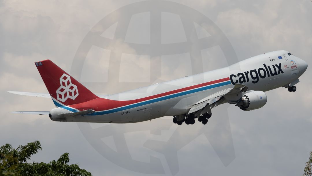 Photo of LX-VCJ - CargoLux Boeing 747-400F at SIN on AeroXplorer Aviation Database Photo of LX-VCJ - CargoLux Boeing 747-400F at SIN on AeroXplorer Aviation Database