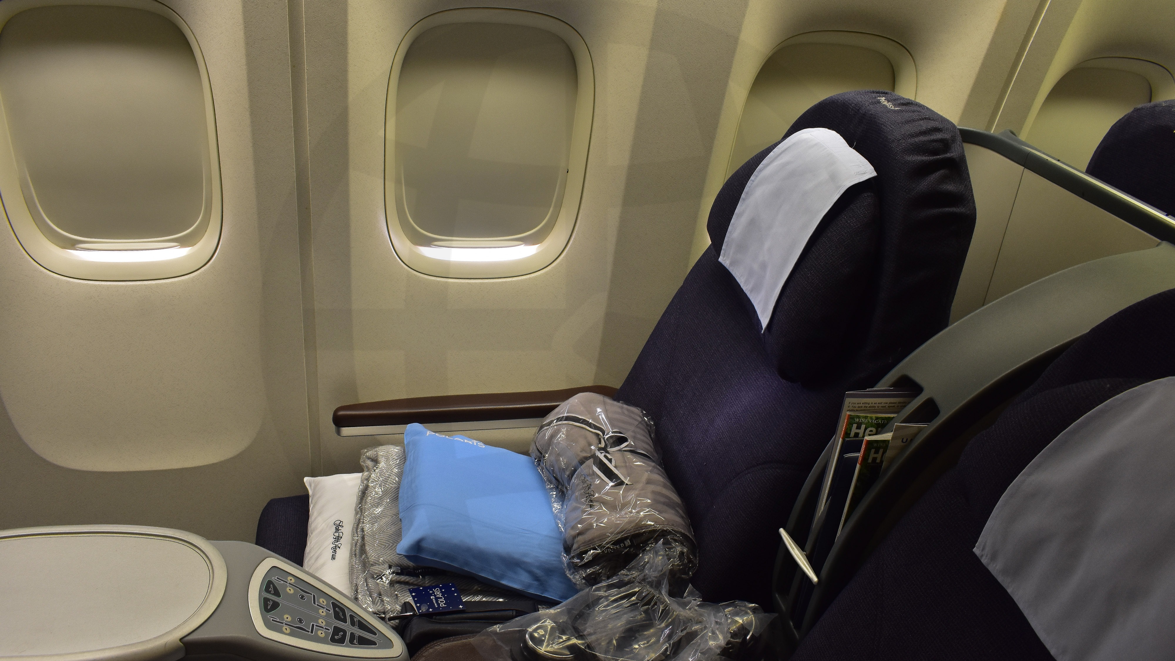 Photo of N785UA - United Airlines Boeing 777-200