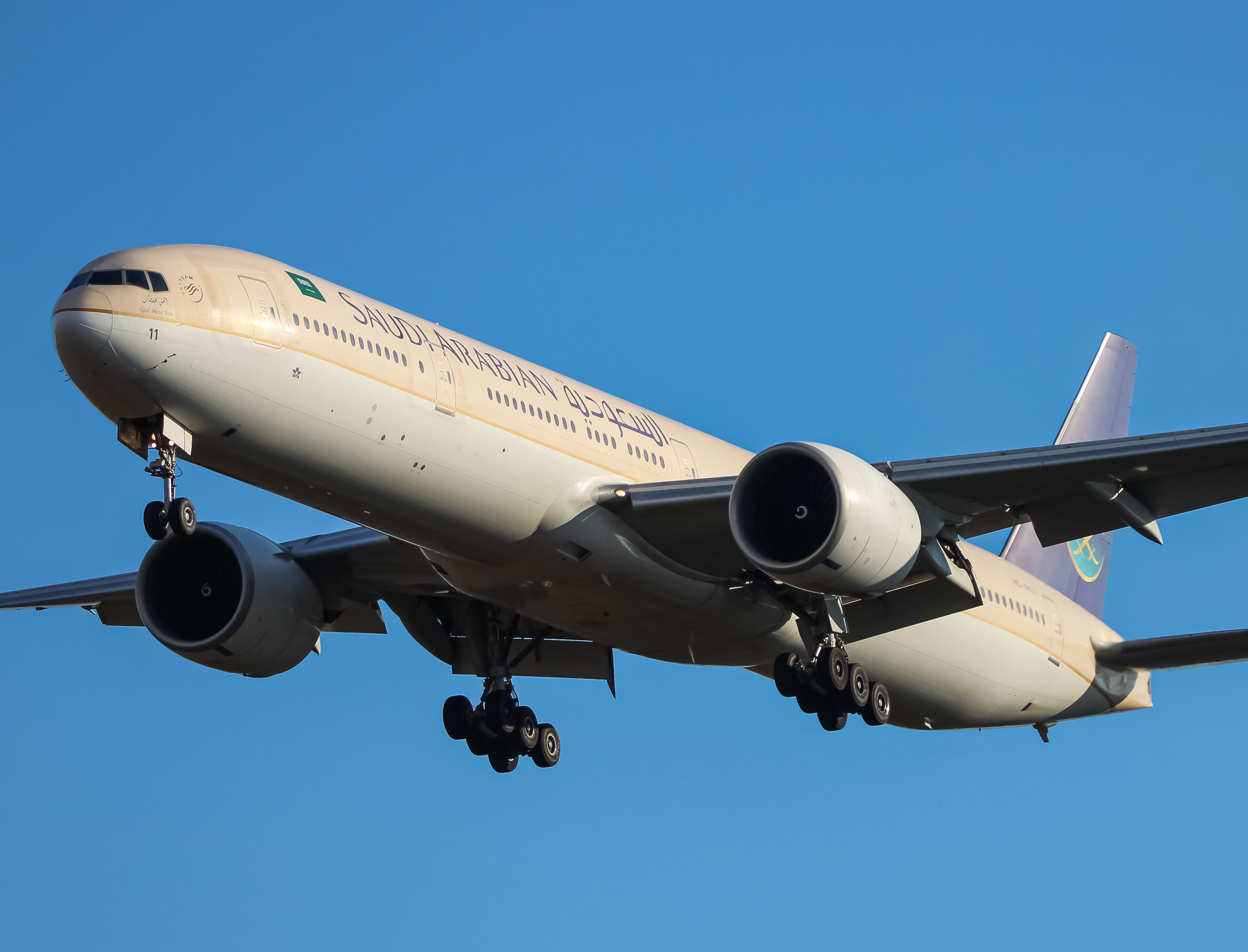 Full size: Saudia Boeing 777-300ER HZ-AK11 at Washington Dulles International Airport