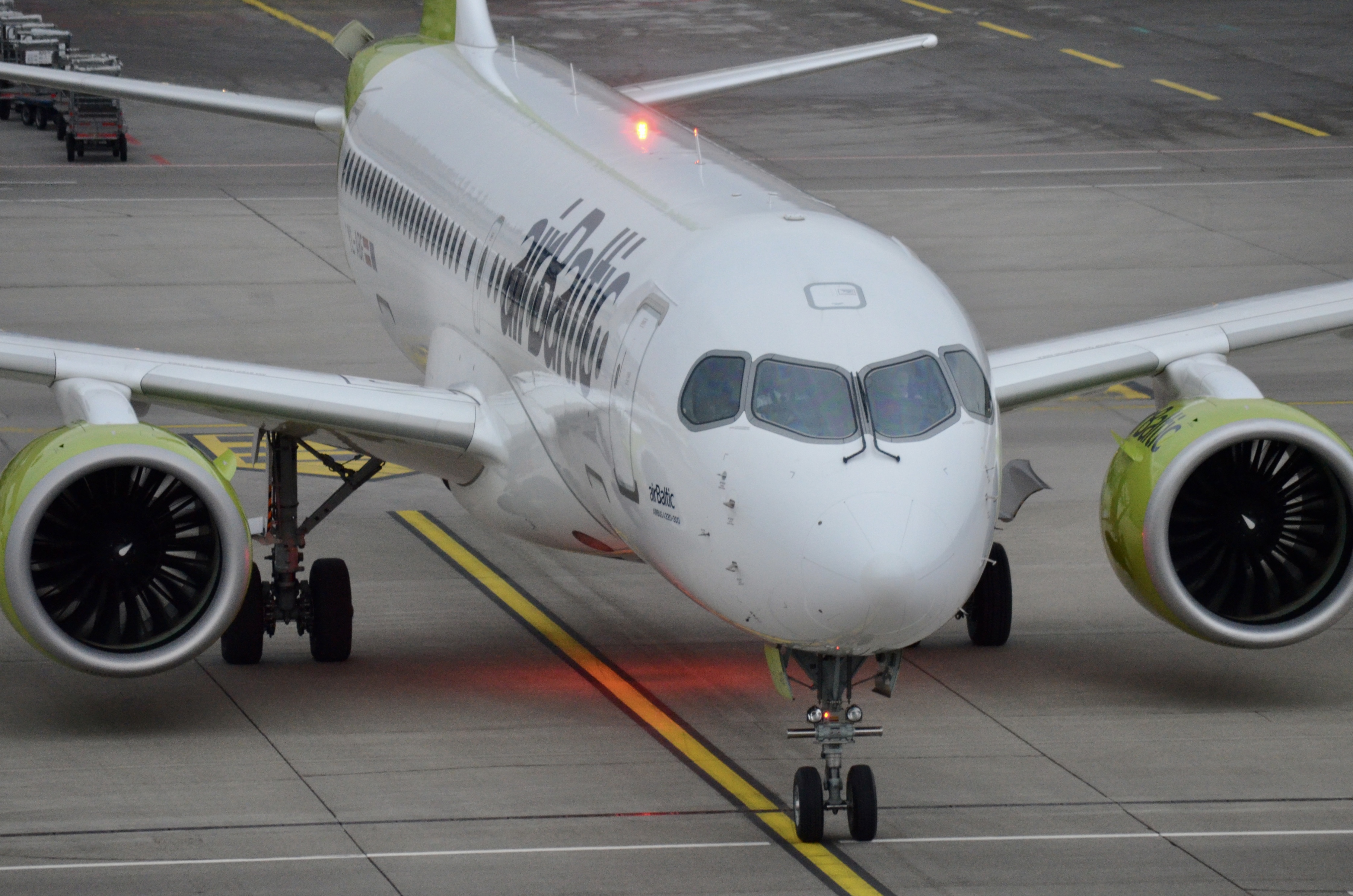 Full size: Air Baltic    Airbus A220-300 YL-ABF at Zurich-Kloten Airport