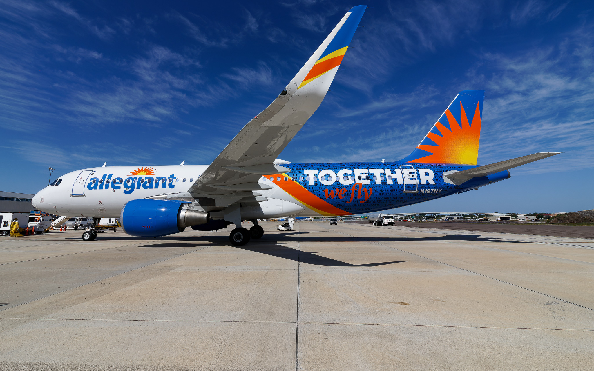 Full size: Allegiant Air Airbus A320 N197NV at St. Petersburg Clearwater International Airport