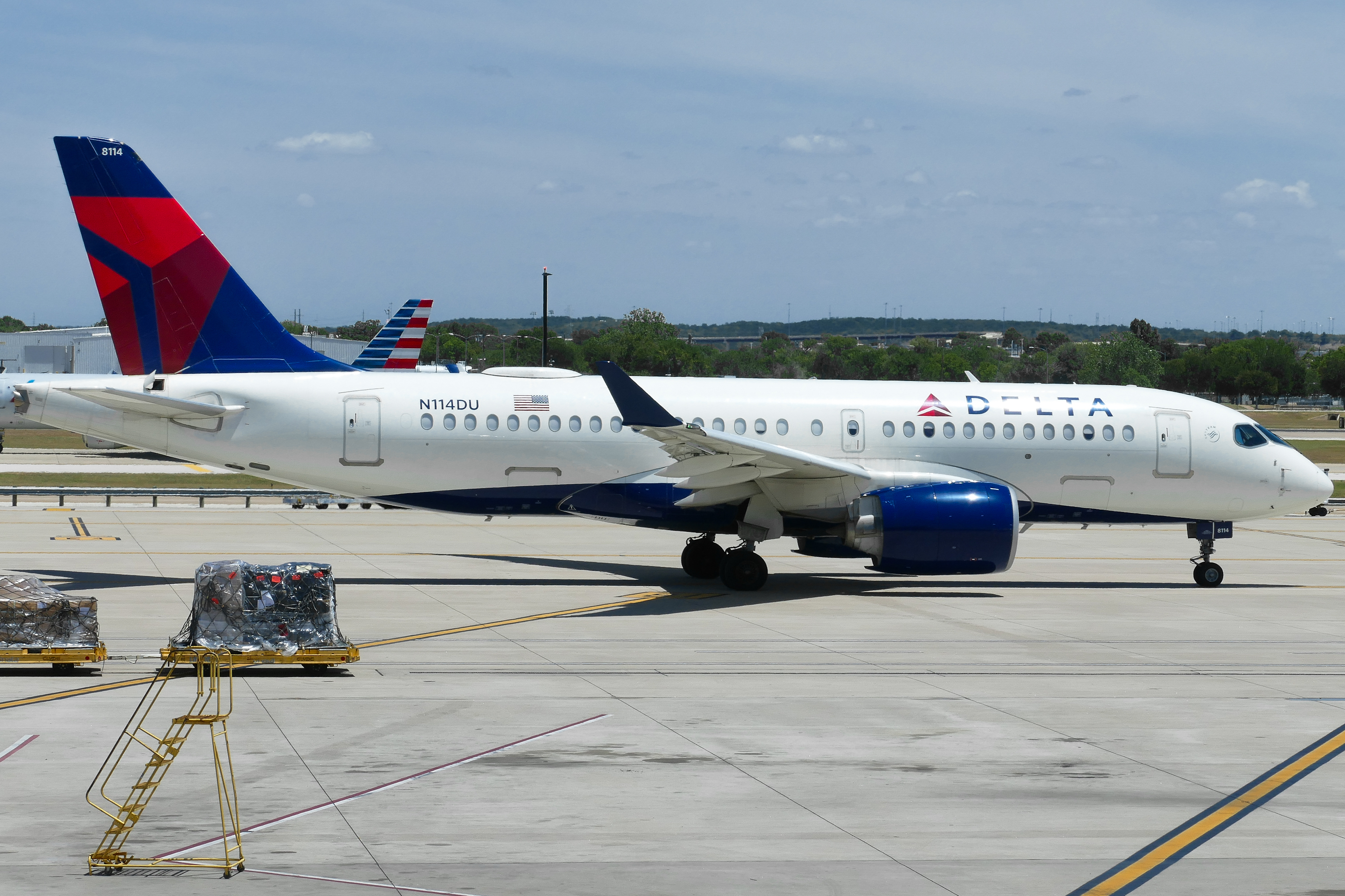 Full size: Delta Airlines Airbus A220-100 N114DU at Austin-Bergstrom International Airport