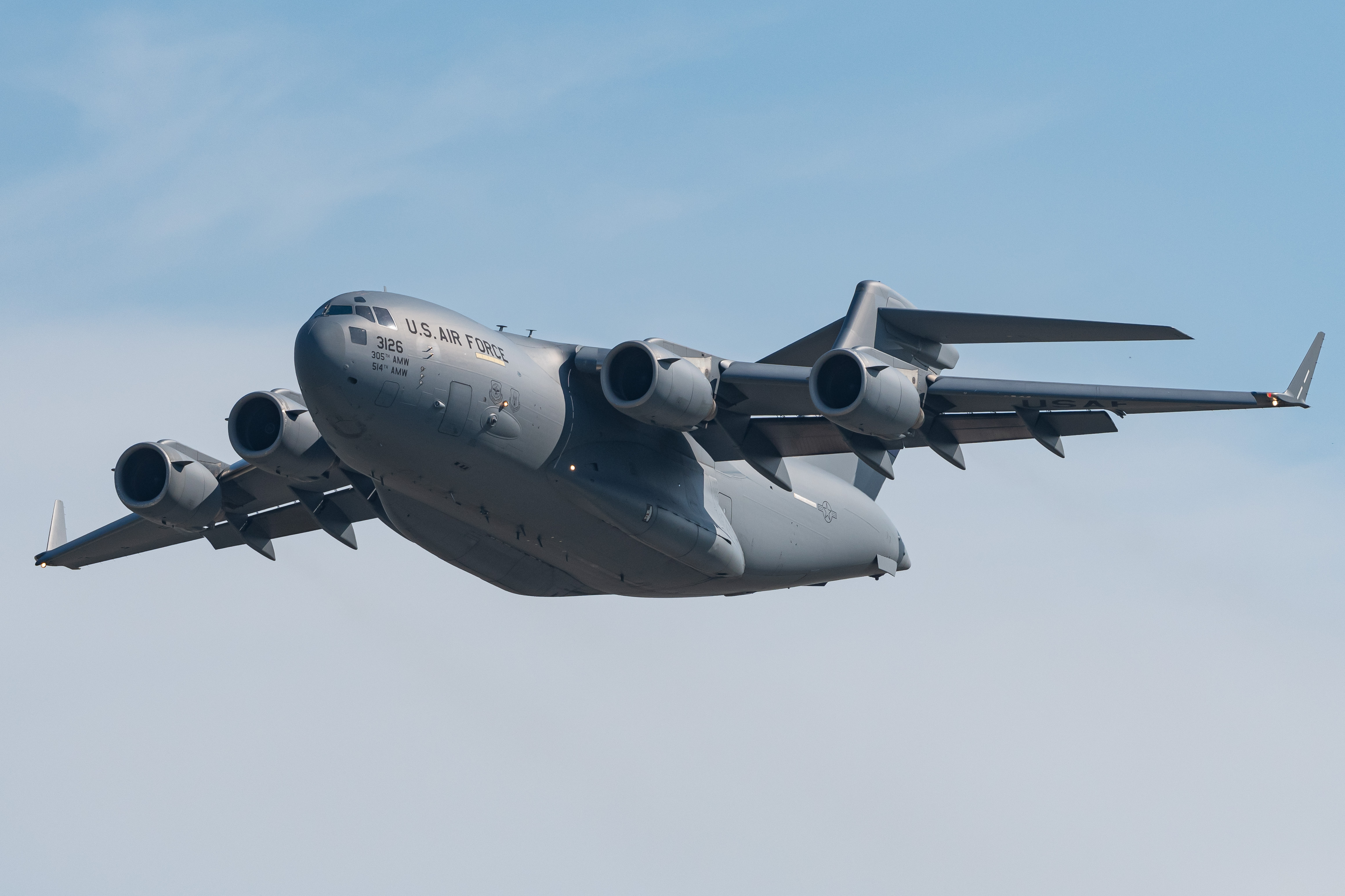 Full size: USAF - United States Air Force Boeing C-17 Globemaster III 03-3126 at McGuire Field (Joint Base Mc Guire Dix Lakehurst) Airport