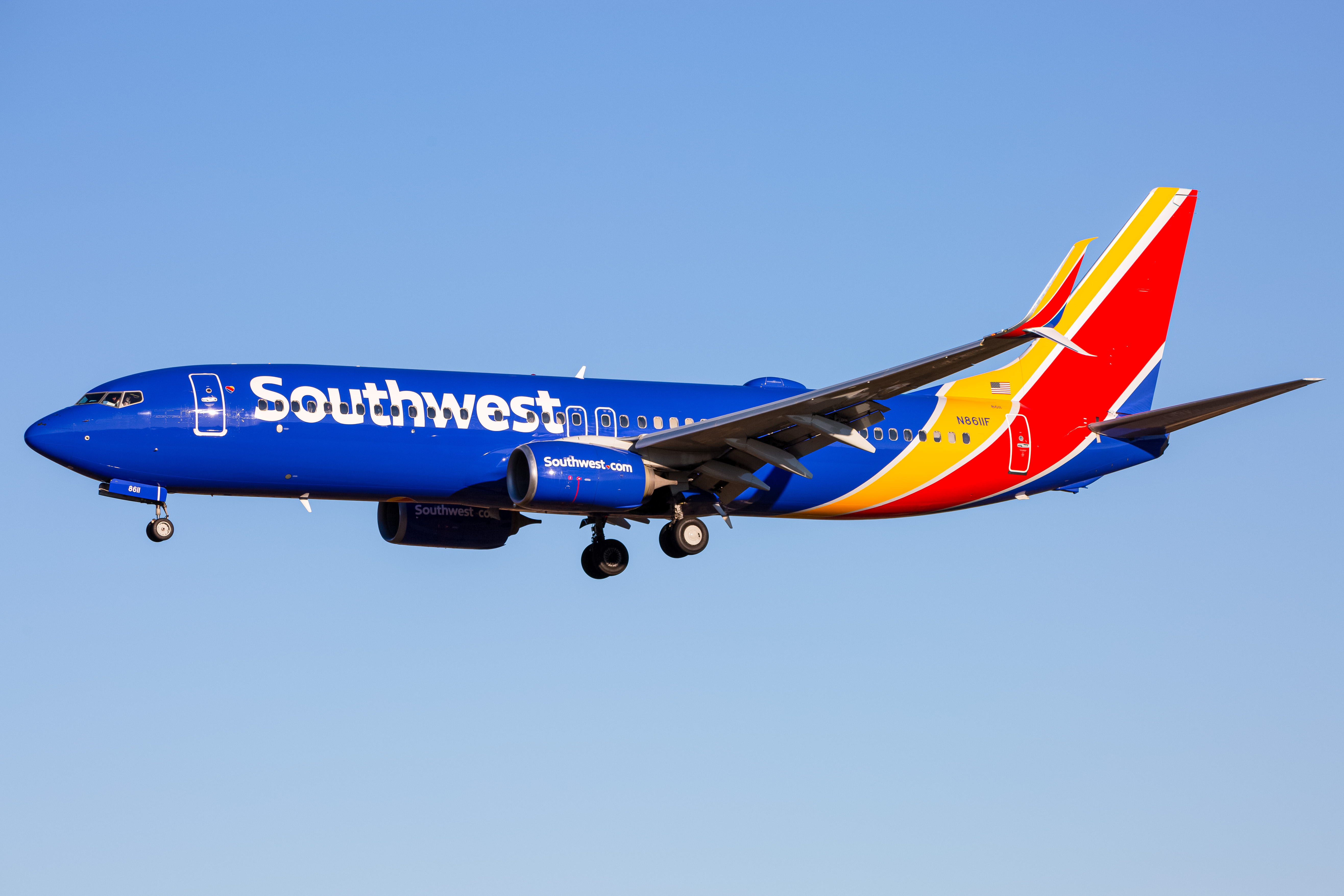 Full size: Southwest Airlines Boeing 737-800 N8611F at Baltimore/Washington International Thurgood Marshall Airport