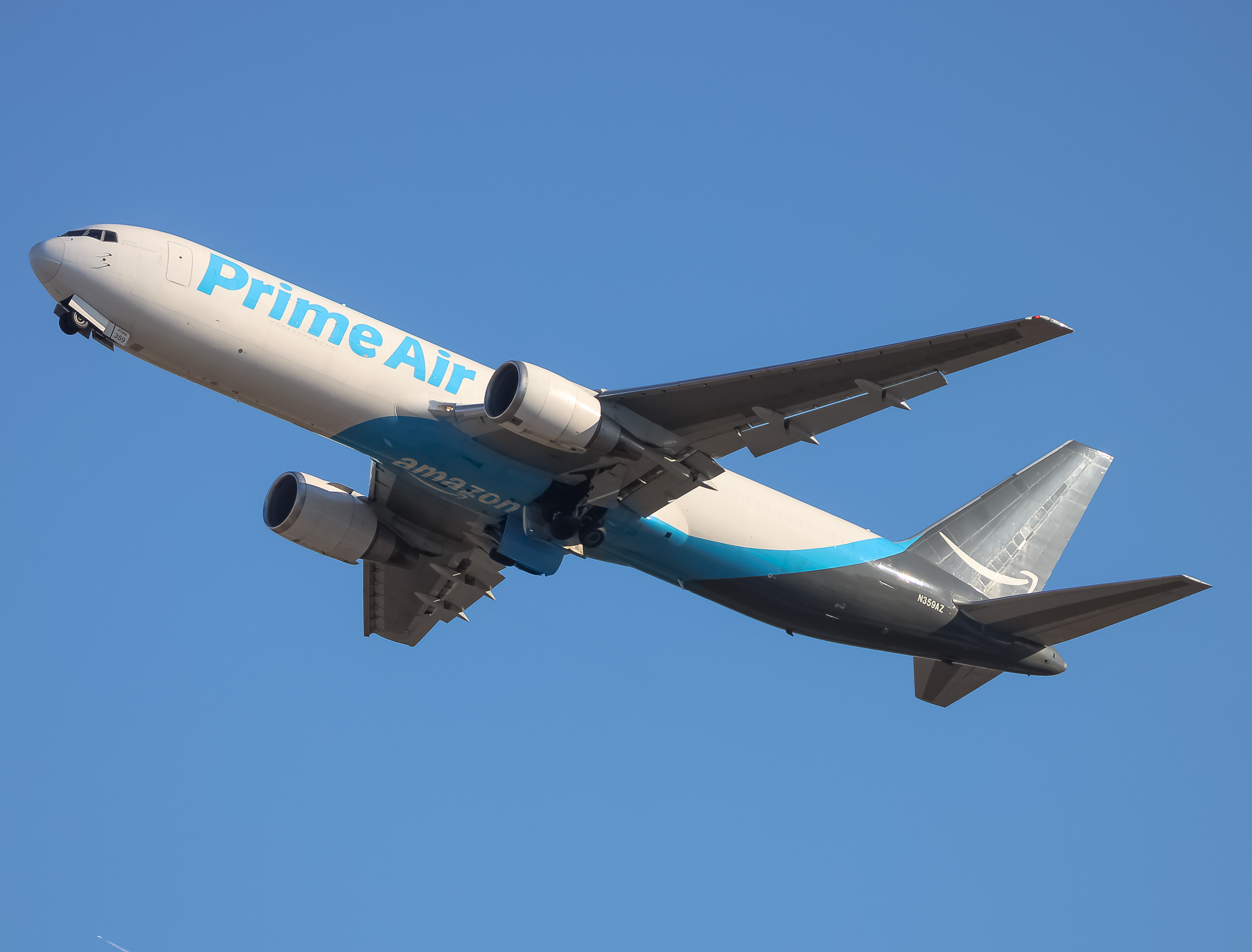 Full size: Prime Air Boeing 767-300F N359AZ at Baltimore/Washington International Thurgood Marshall Airport