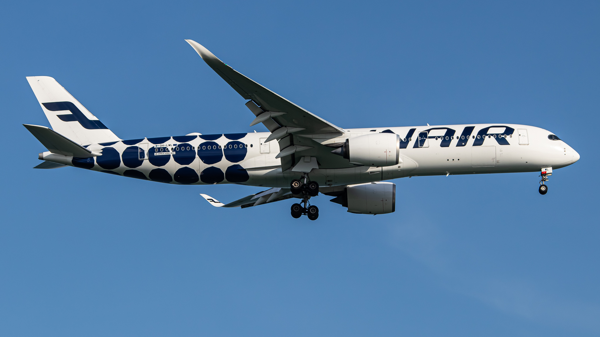 Full size: Finnair Airbus A350-900 OH-LWL at Singapore-Changi Airport