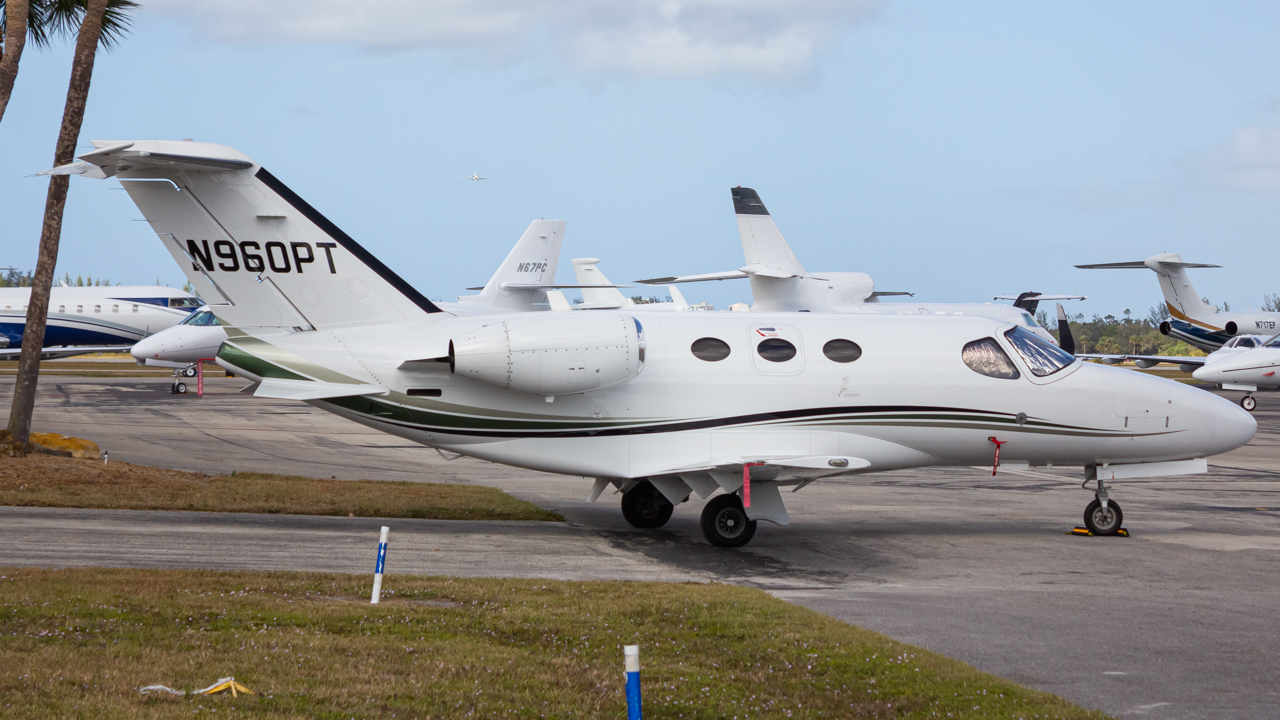 Full size: PRIVATE Cessna Citation Mustang N960PT at Naples Municipal Airport