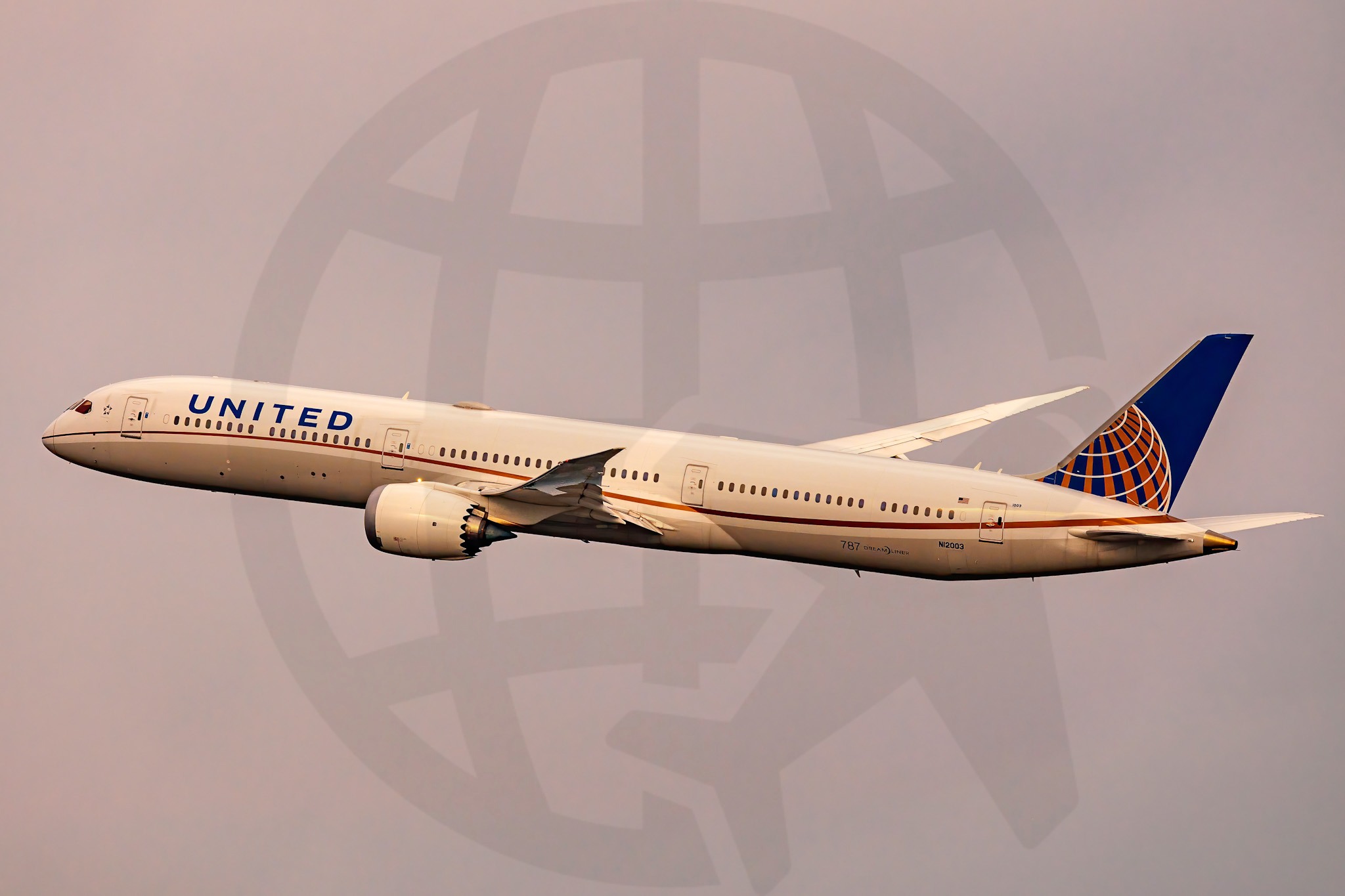 Full size: United Airlines Boeing 787-10 N12003 at Washington Dulles International Airport
