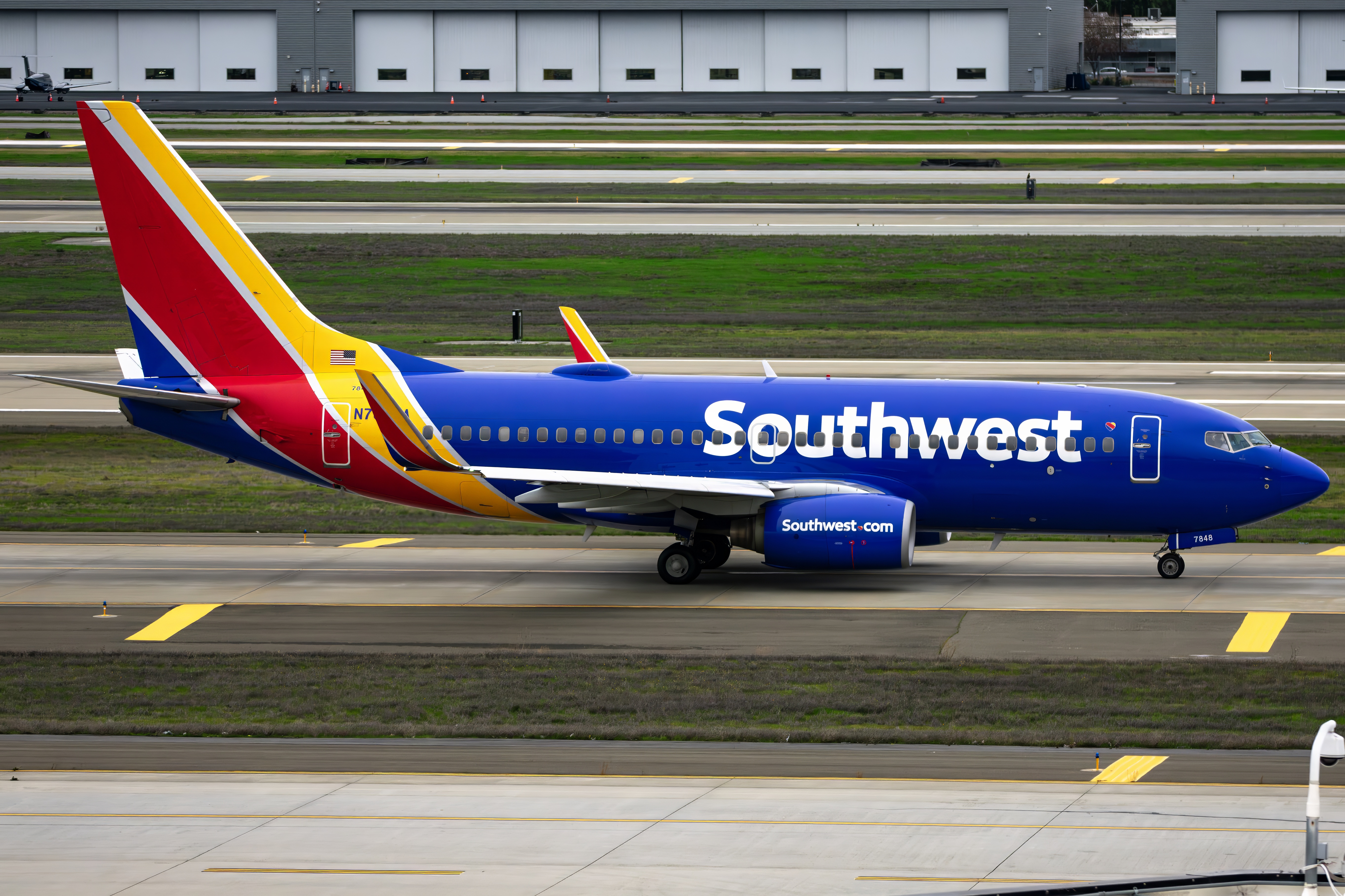 Full size: Southwest Airlines Boeing 737-700 N7848A at Norman Y Mineta San Jose International Airport
