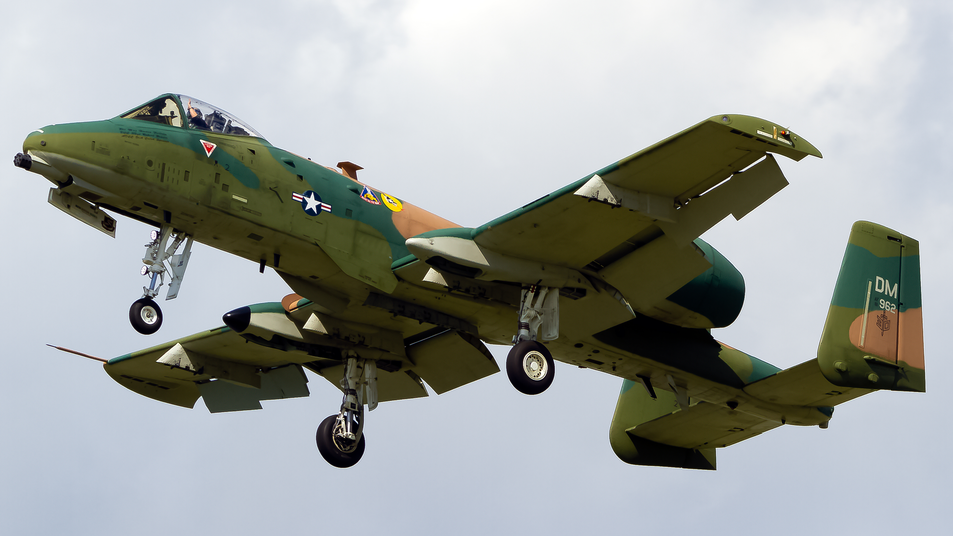 Full size: USAF - United States Air Force Fairchild A-10 Thunderbolt 81-0962 at Lakeland Linder International Airport