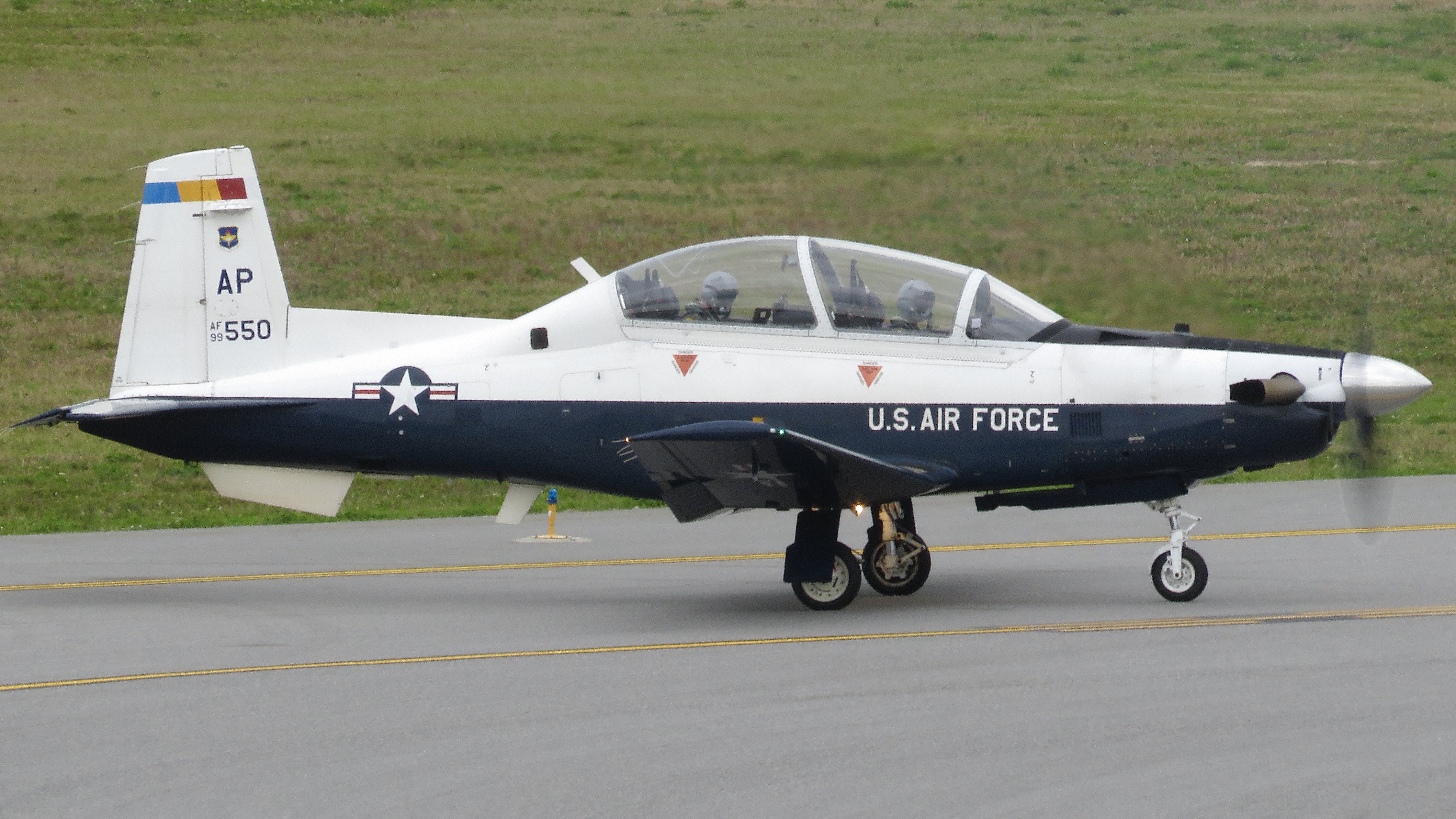 Full size: USAF - United States Air Force Beechcraft T-6 Texan II 99-3550 at Daytona Beach International Airport