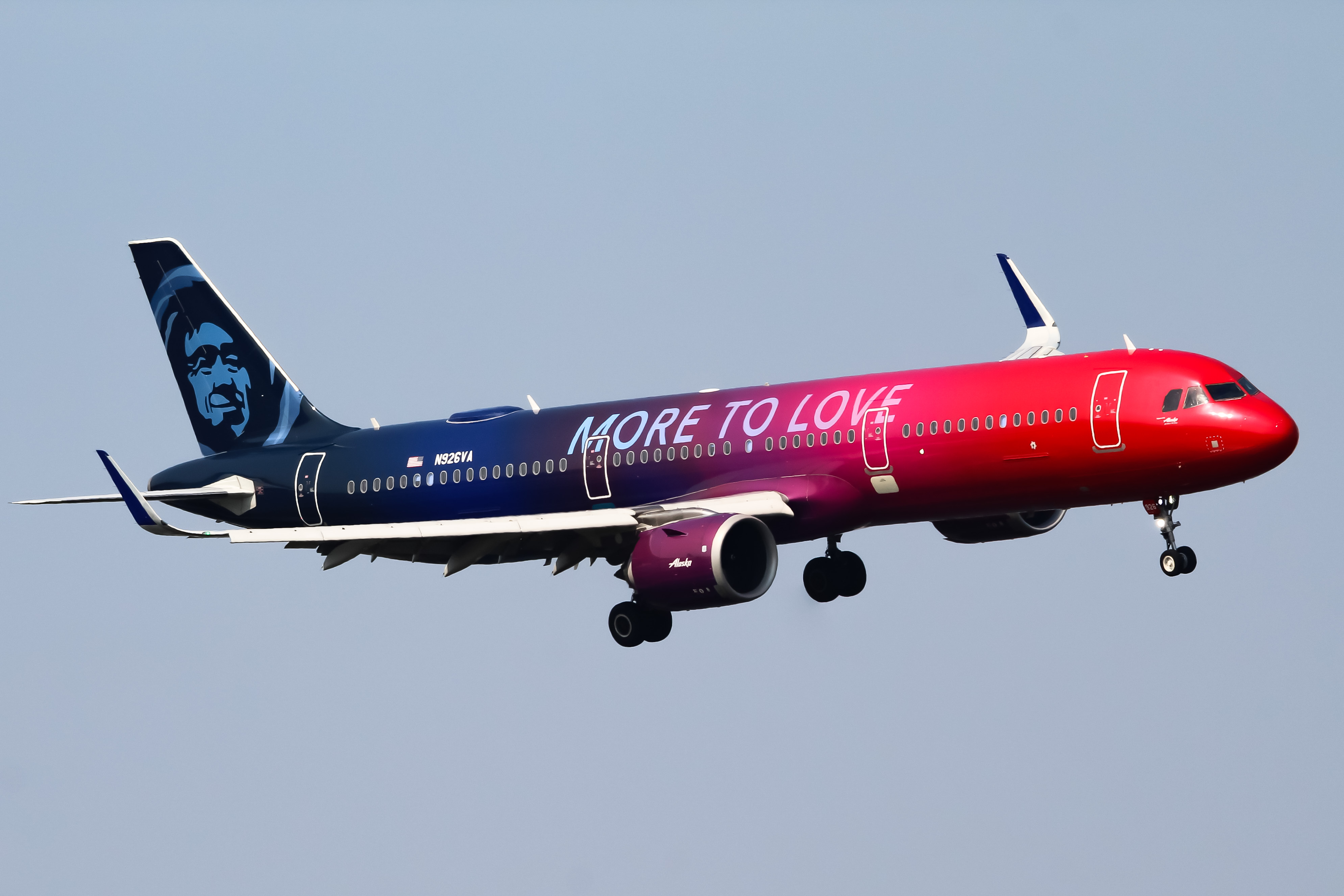Full size: Alaska Airlines Airbus A321NEO N926VA at Ronald Reagan National Airport