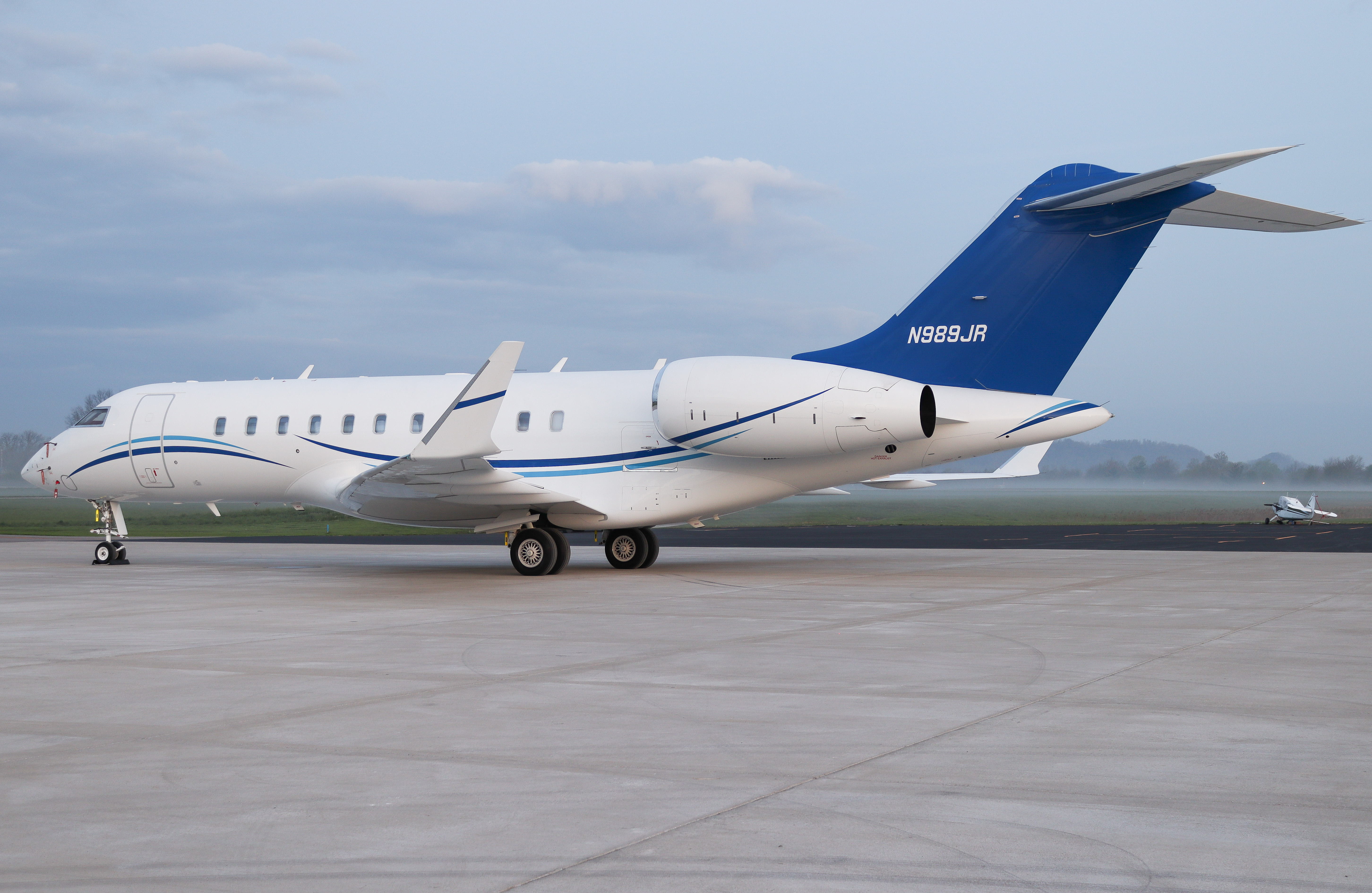Full size: PRIVATE Bombardier Global 5000 N989JR at Stuart Powell Field Airport