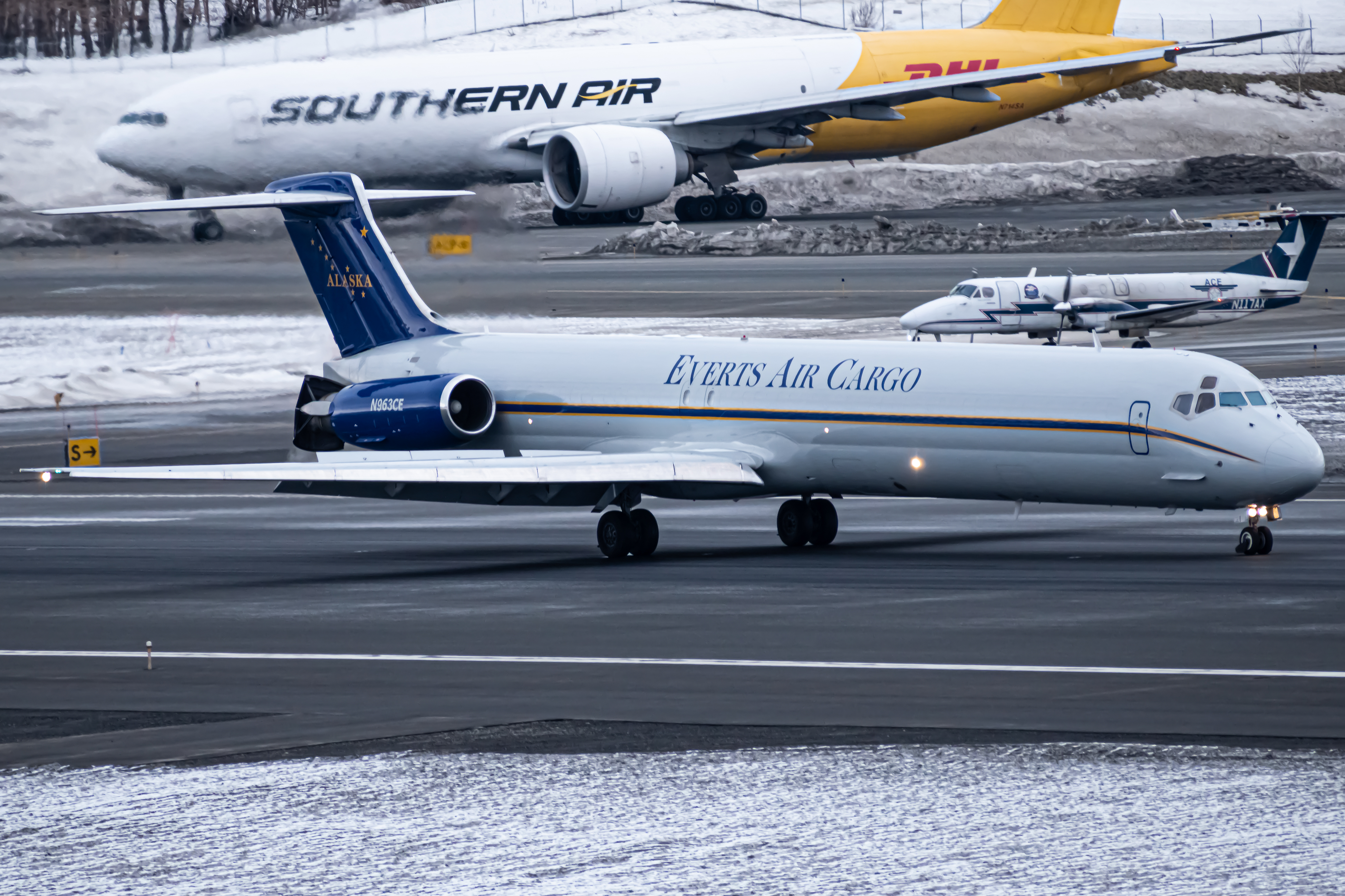 Full size: Everts Air Cargo McDonnell Douglas MD-83 N973CE at Anchorage Ted Stevens International Airport