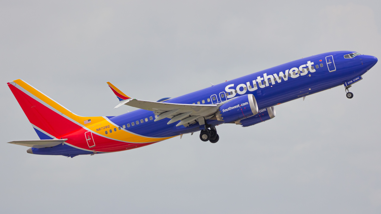 Full size: Southwest Airlines Boeing 737 MAX 8 N8728Q at Fort Lauderdale/Hollywood International Airport