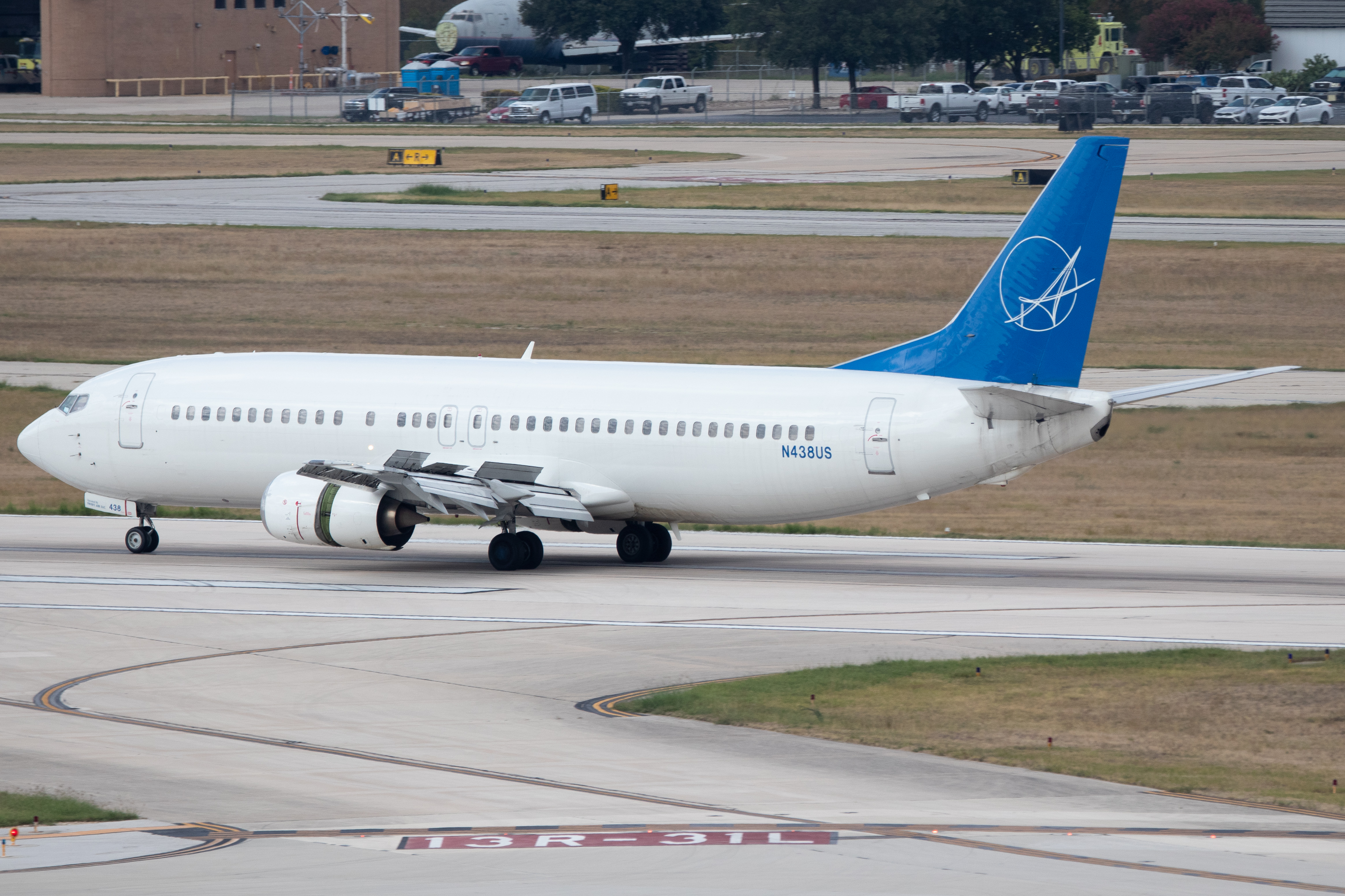 Full size: Swift Air Boeing 737-400 N438US at San Antonio International Airport