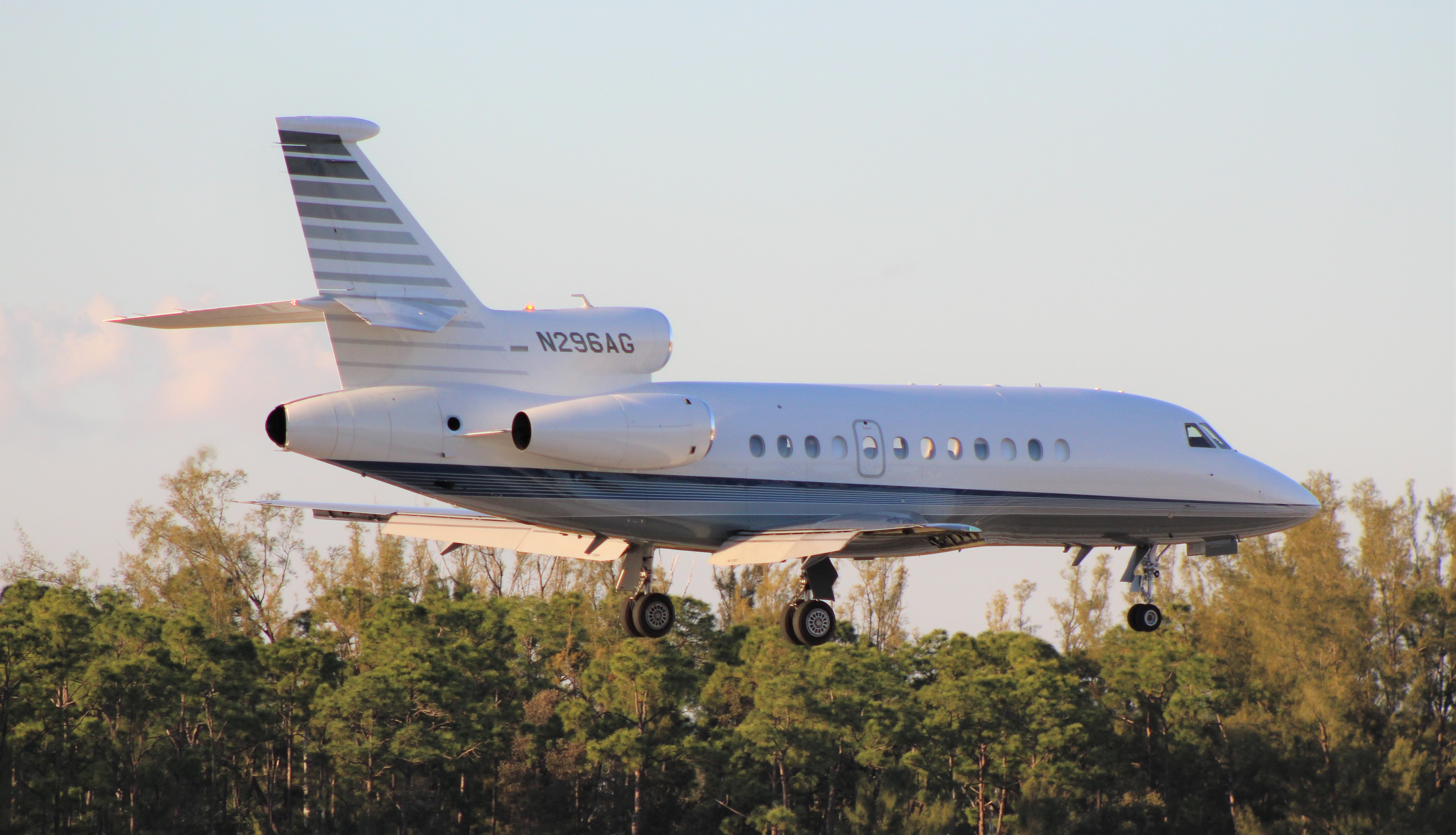 Full size: PRIVATE Dassault Falcon 900EX N296AG at Naples Municipal Airport