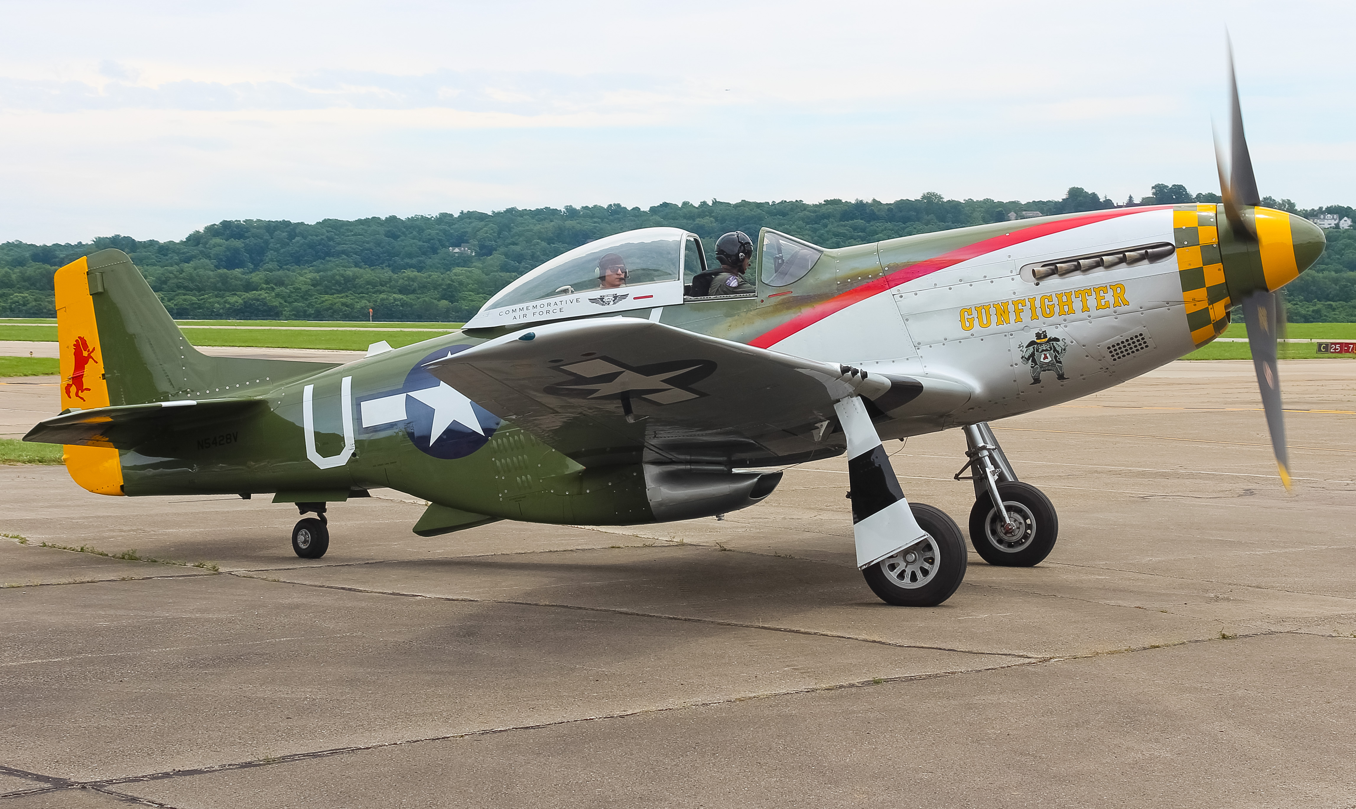 Full size: PRIVATE North American P-51 Mustang N5428V at Cincinnati Municipal Airport/Lunken Field