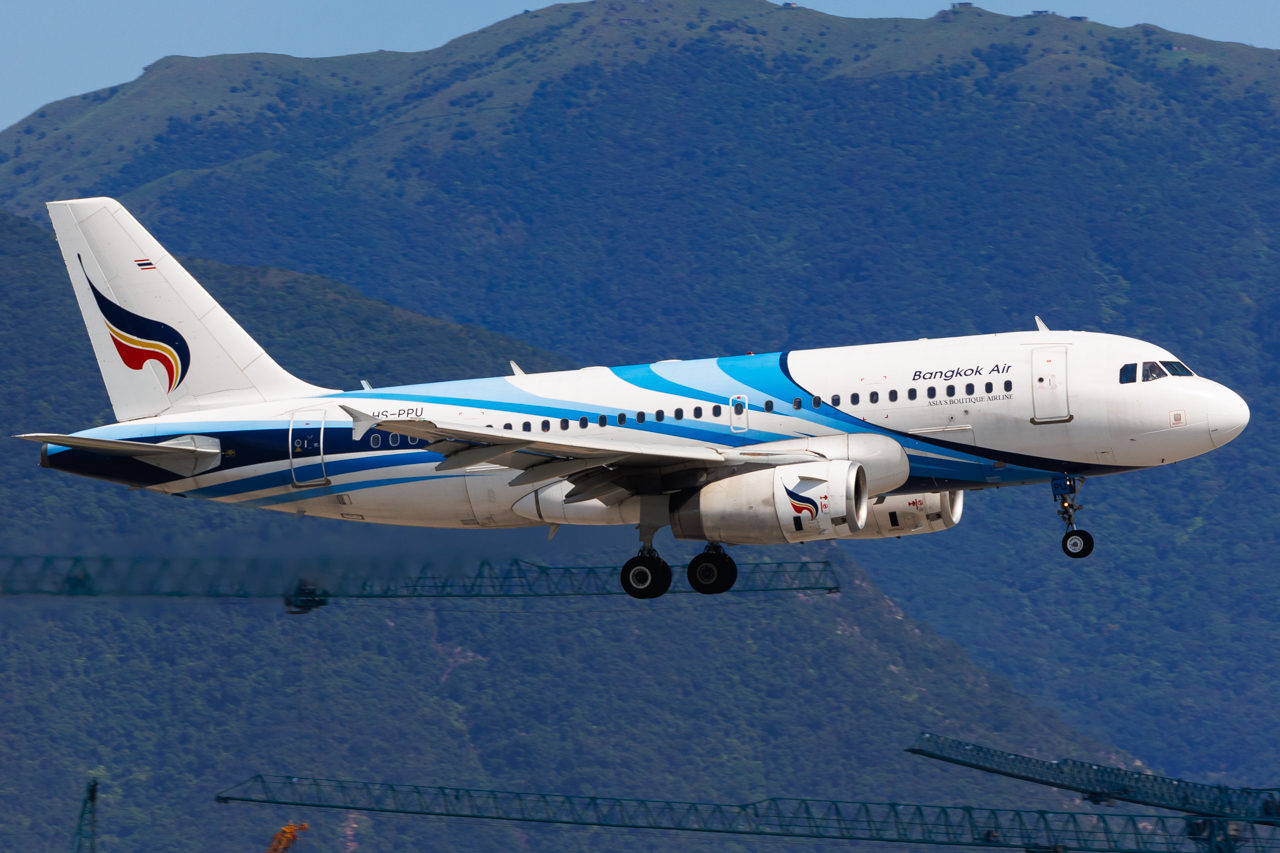 Full size: Bangkok Airways Airbus A319 HS-PPU at Hong Kong International Airport