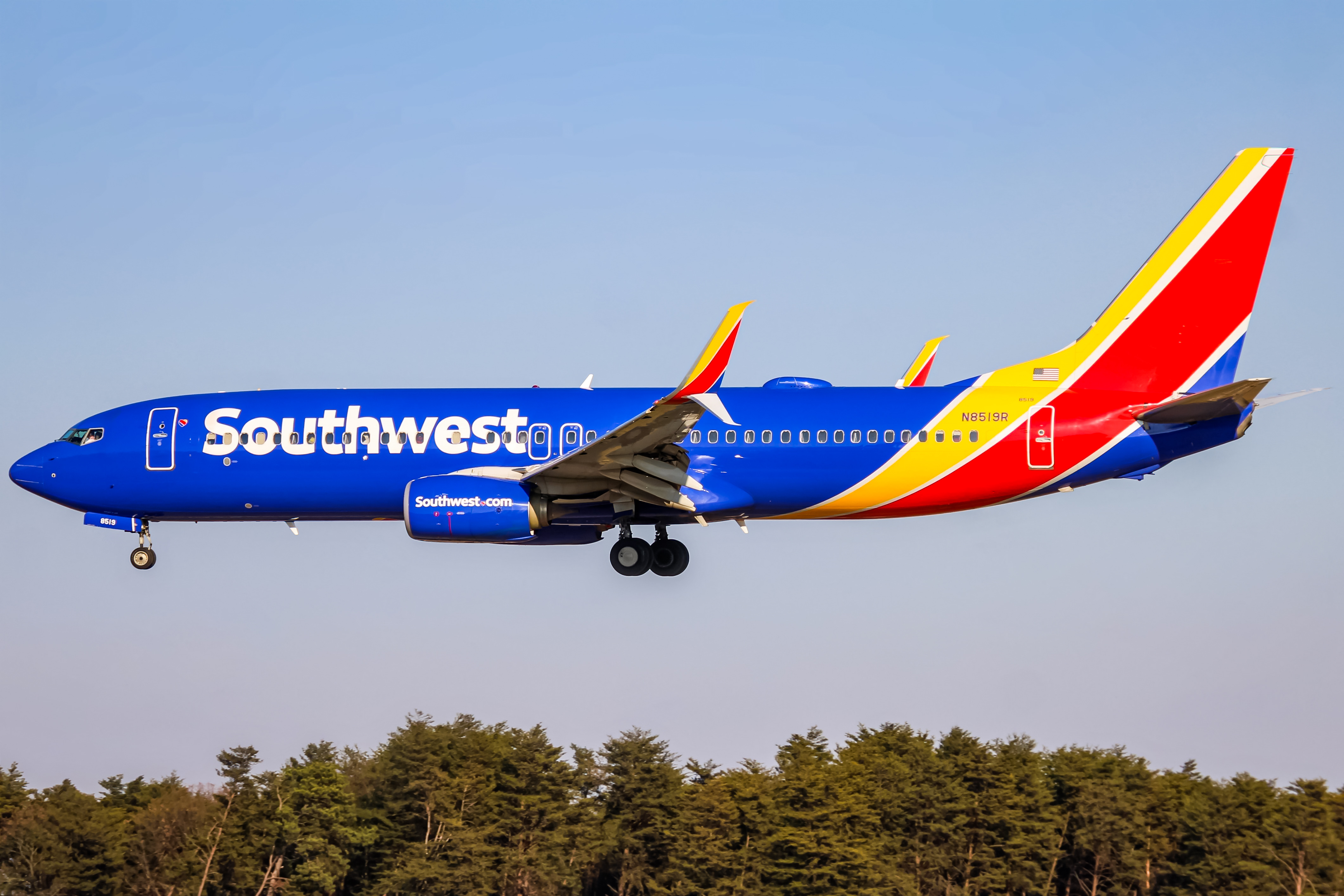 Full size: Southwest Airlines Boeing 737-800 N8519R at Baltimore/Washington International Thurgood Marshall Airport
