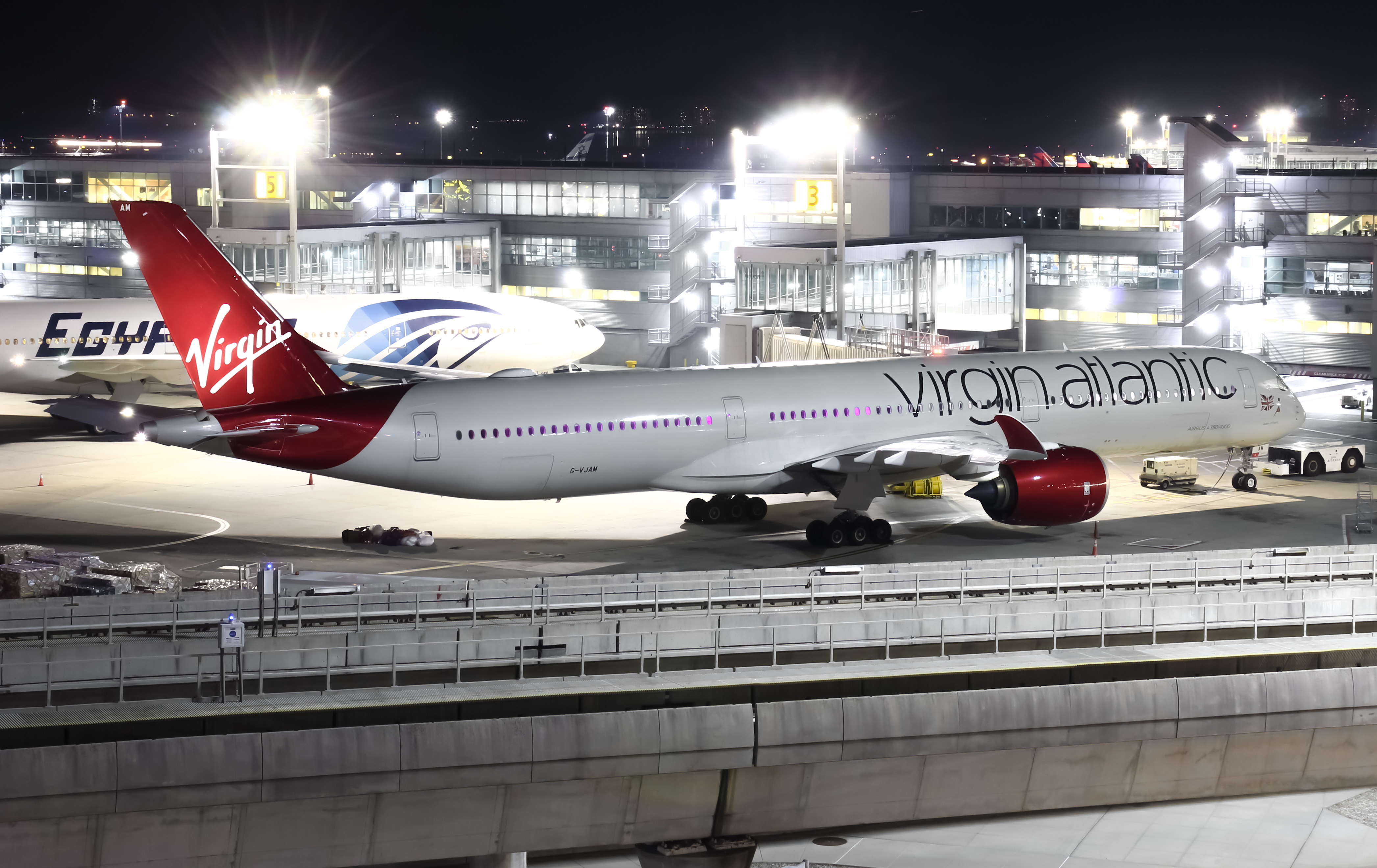 Full size: Virgin Atlantic Airbus A350-1000 G-VJAM at John F. Kennedy International Airport
