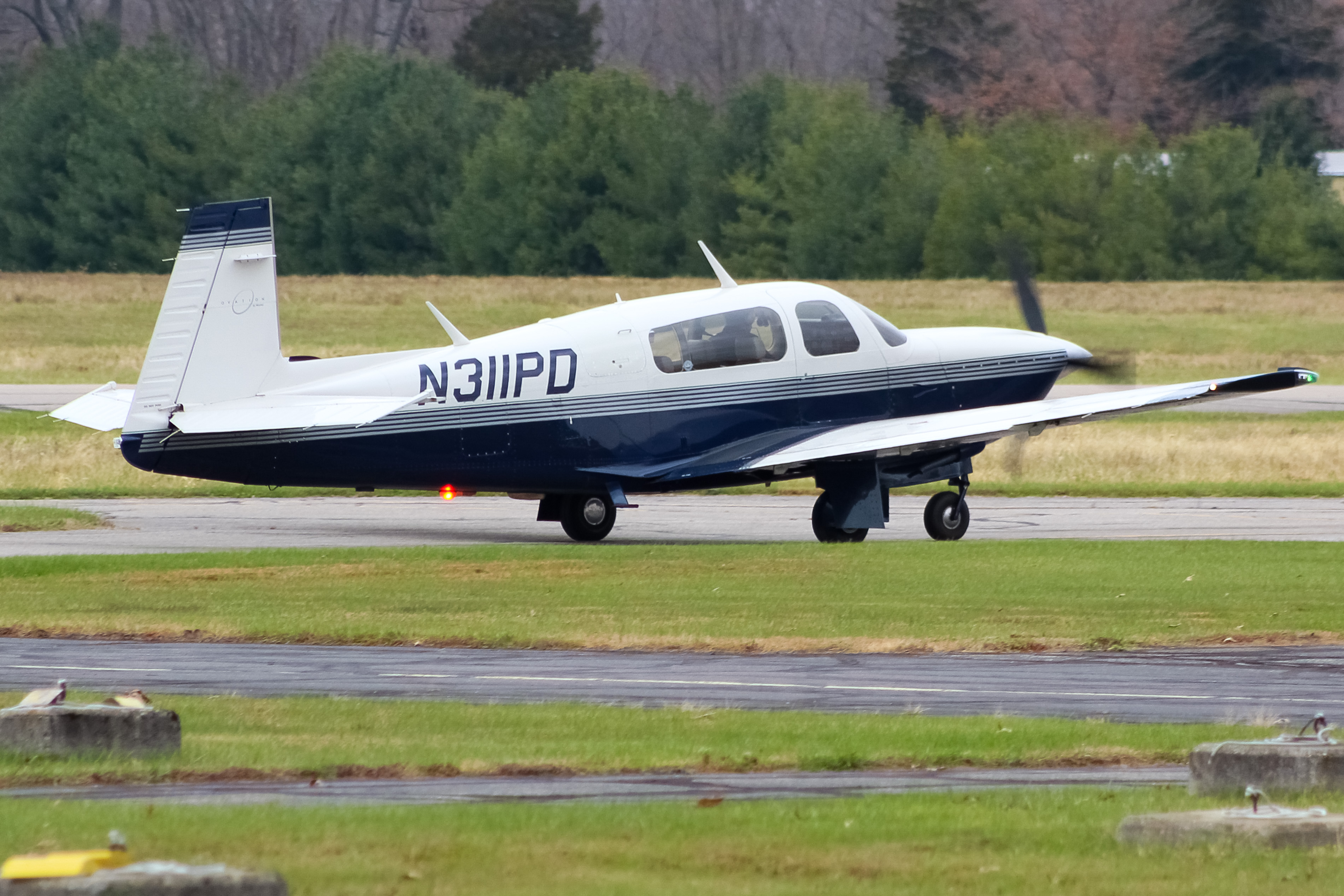 Full size: PRIVATE Mooney M20R N311PD at Clermont County Airport