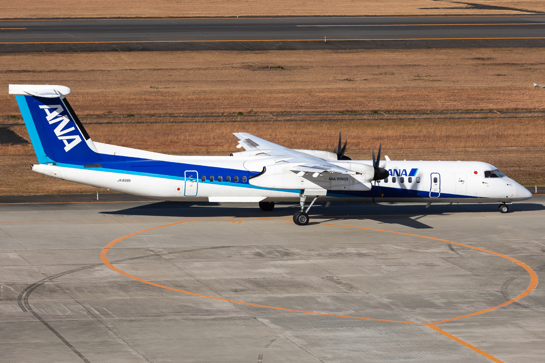 Full size: All Nippon Airways De Havilland Dash-8 q400 JA856A at Sendai Airport