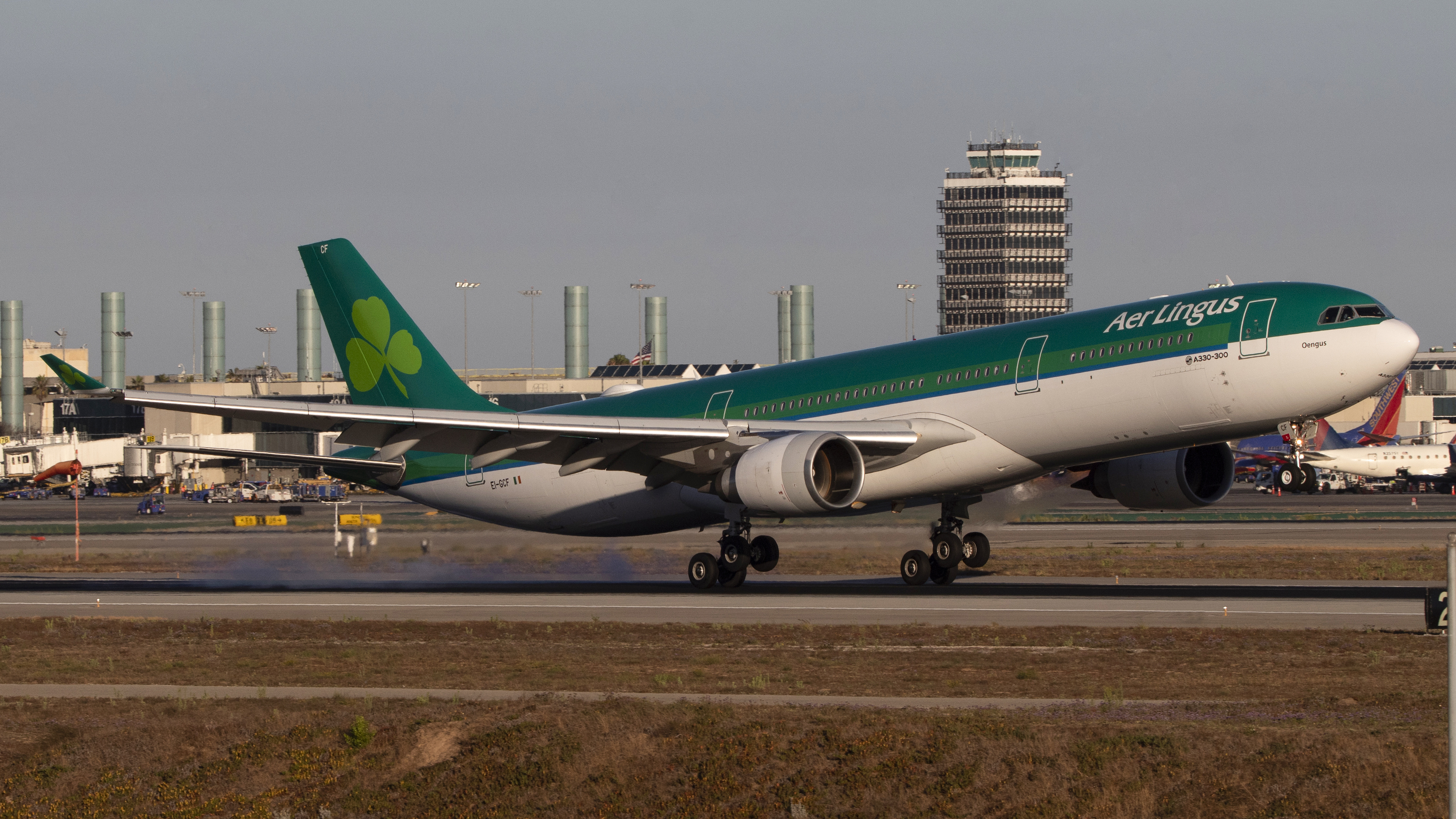 Full size: Aer Lingus Airbus A330-300 EI-GCF at Los Angeles International Airport