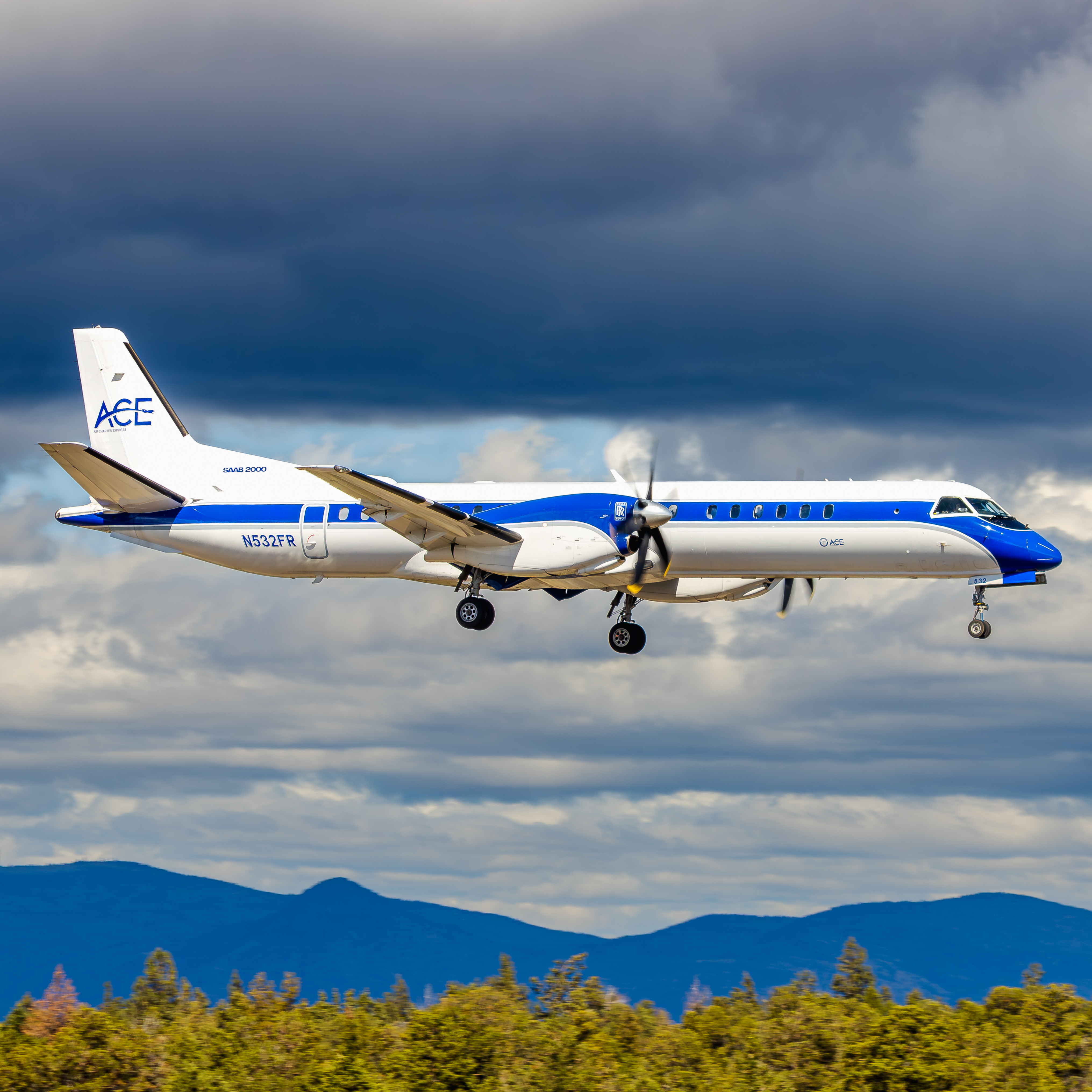 Full size: Freight Runners Express Saab 2000 N532FR at Badin Talhar Airport