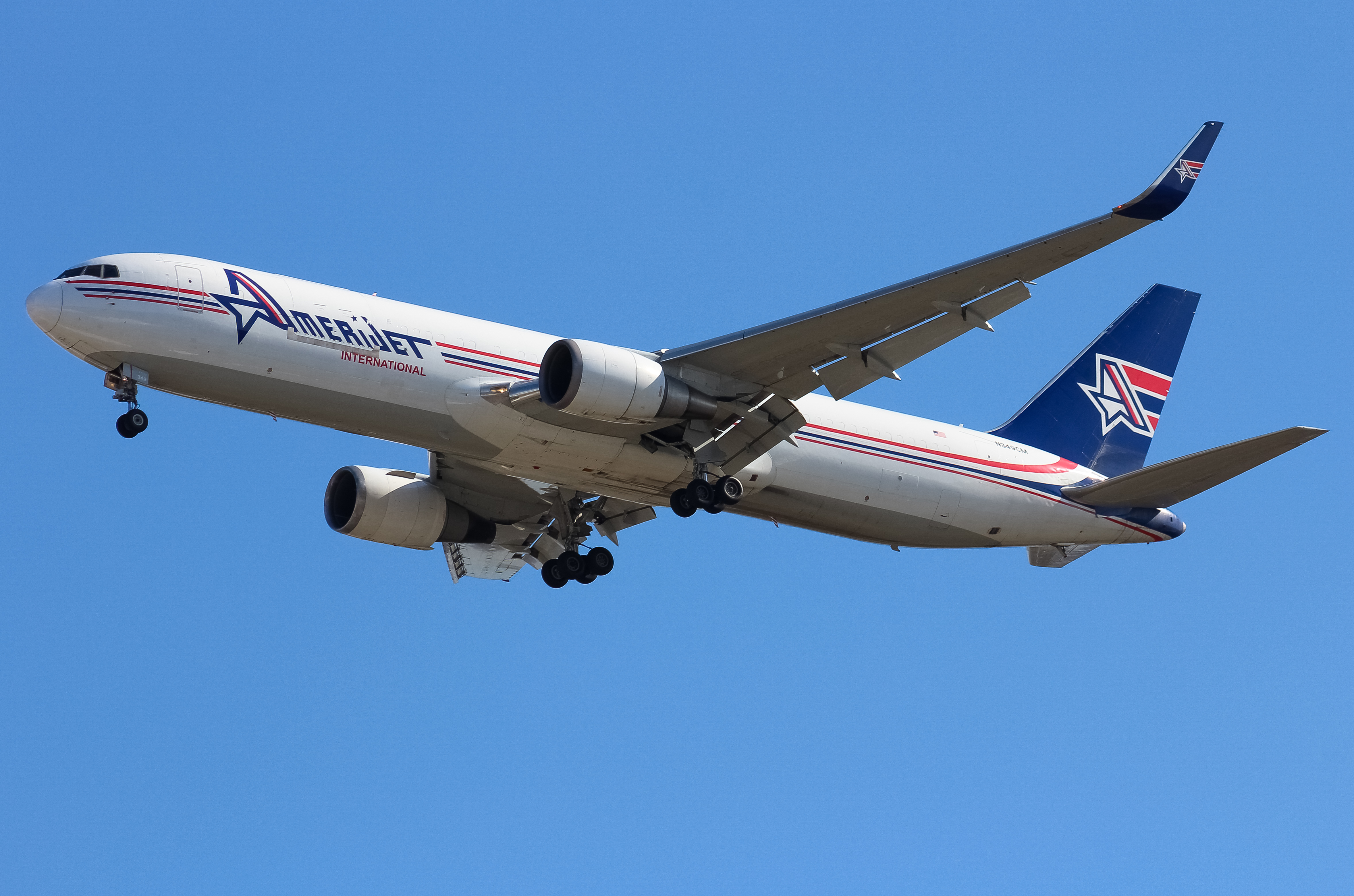 Full size: Amerijet Boeing 767-300F N349CM at Cincinnati/Northern Kentucky International Airport