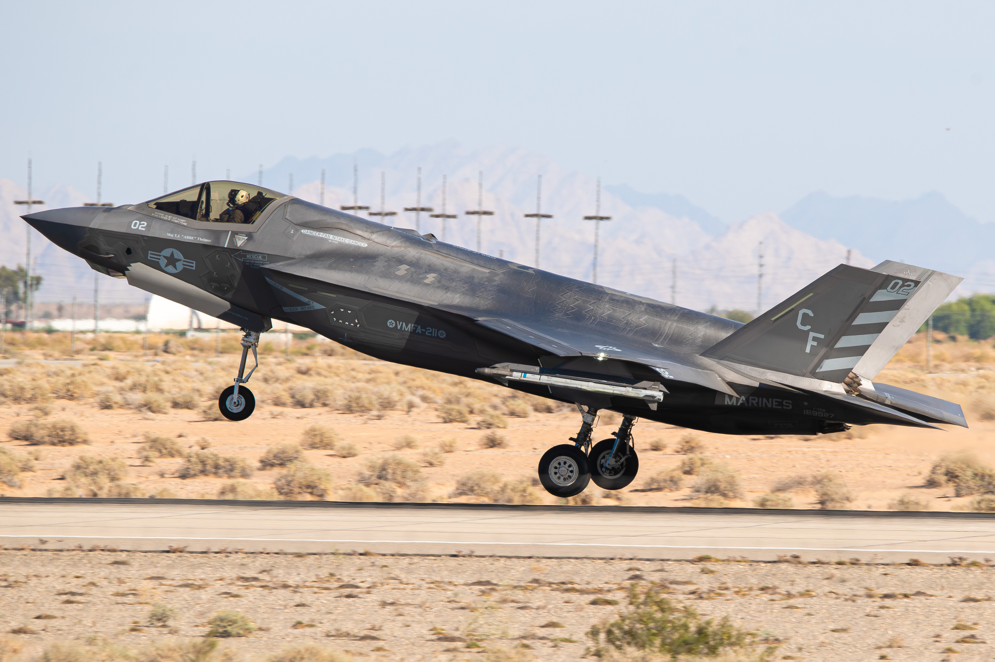 Full size: USMC - United States Marine Corp Lockheed Martin F-35 Lightning 169927 at 