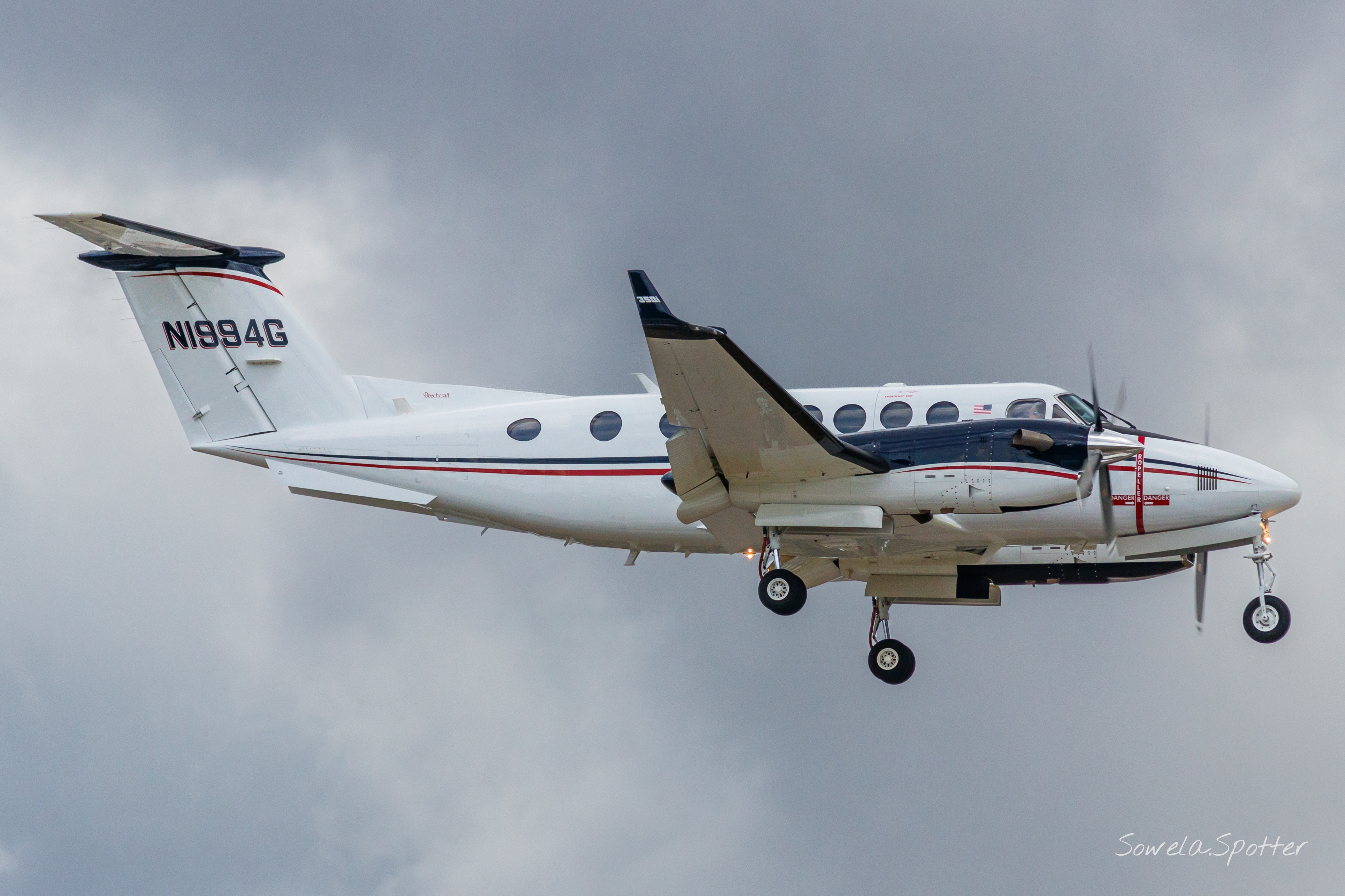 Full size: PRIVATE Beechcraft King Air 350 N1994G at Lake Charles Chennault International Airport