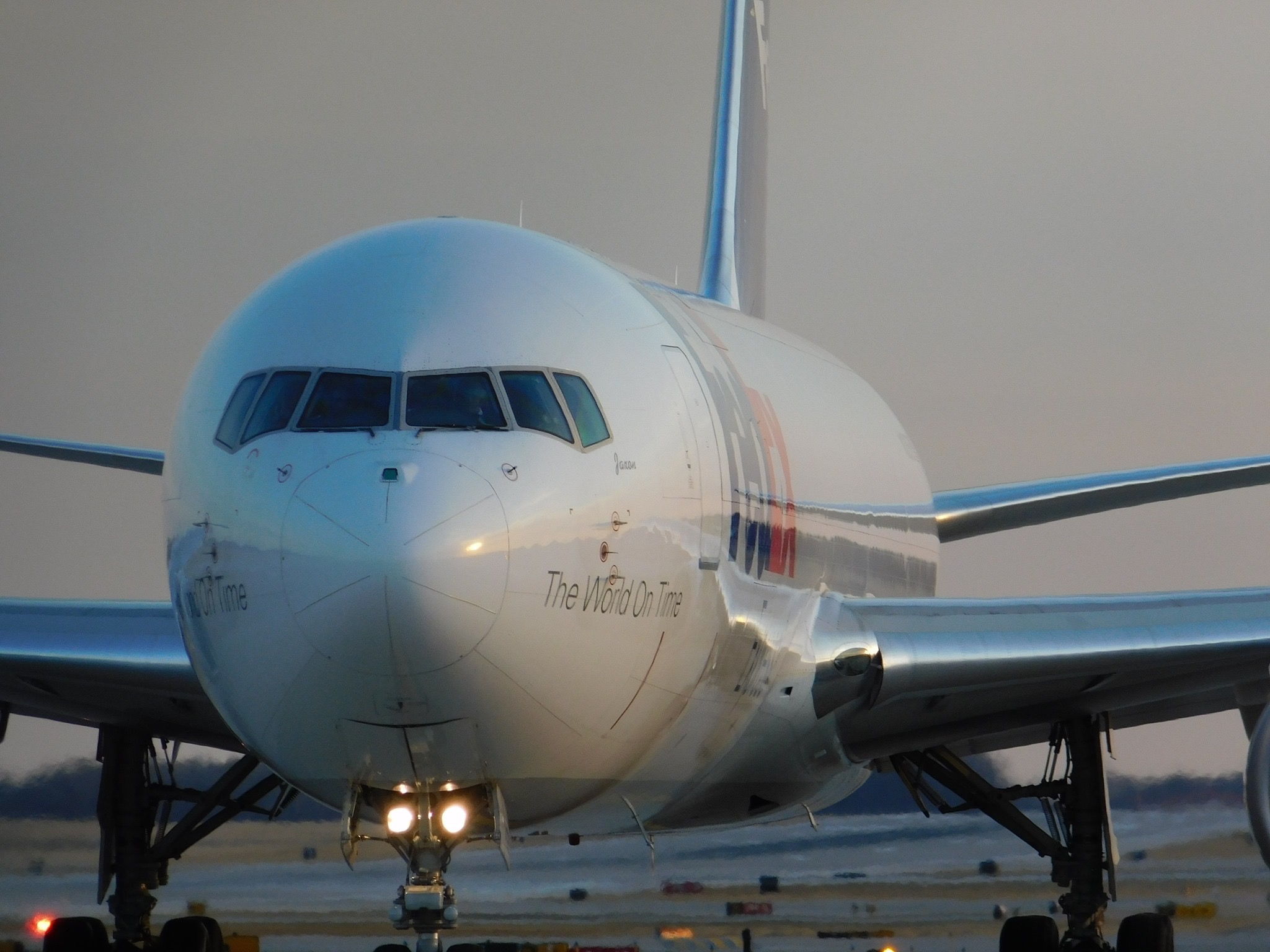 Full size: Fedex Boeing 767-300F   at General Mitchell International Airport