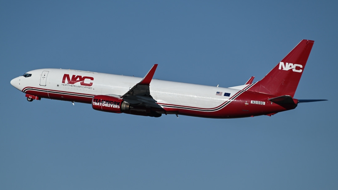 Full size: Northern Air Cargo Boeing 737-800F N3159G at 