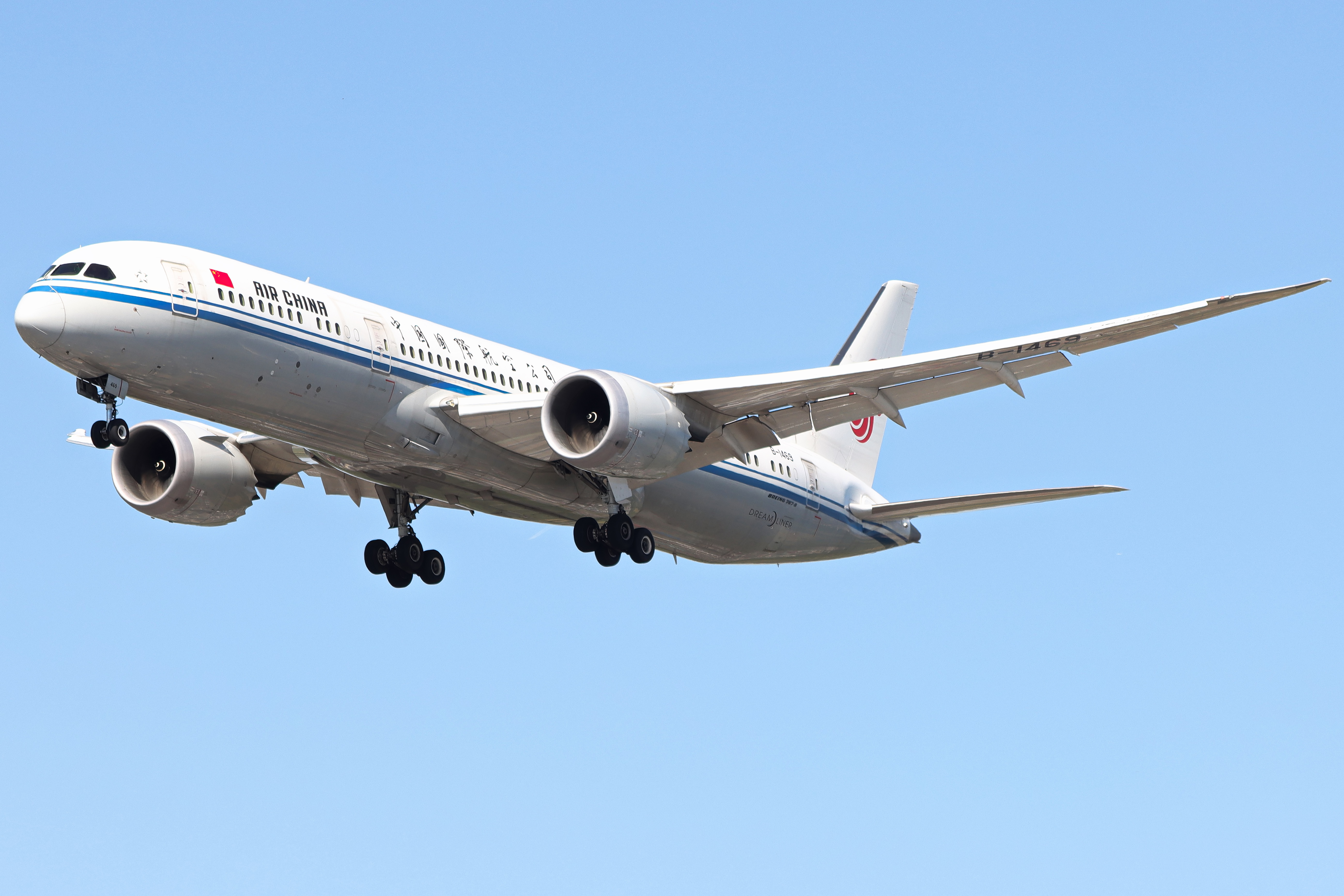 Full size: Air China Boeing 787-9 B-1469 at London Heathrow International Airport