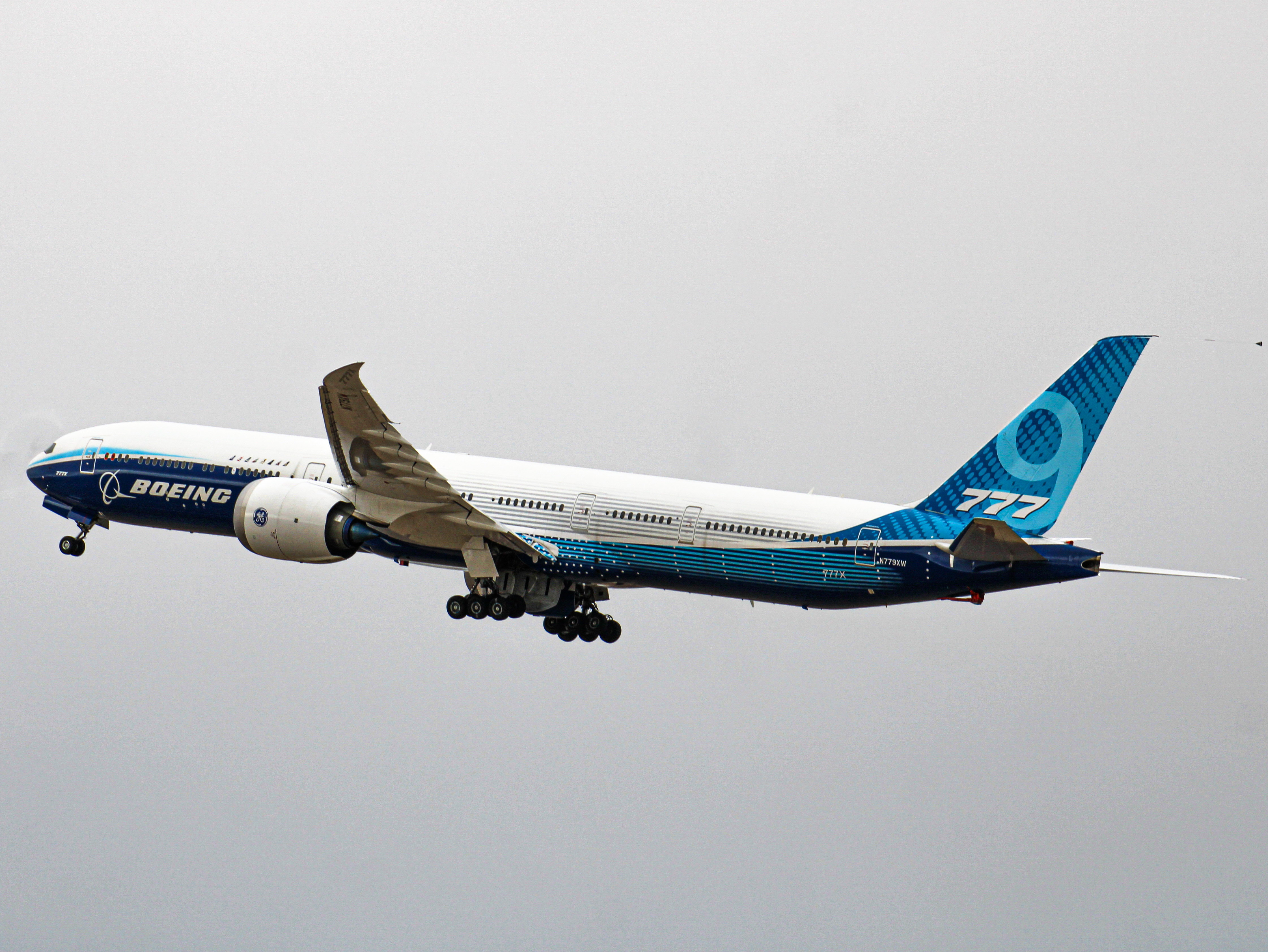 Full size: Boeing Boeing 777-9 N779XW at Pocatello Regional Airport