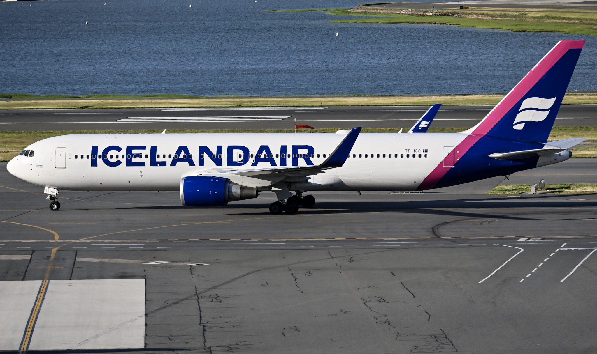 Full size: Icelandair Boeing 767-300ER TF-ISO at General Edward Lawrence Logan International Airport