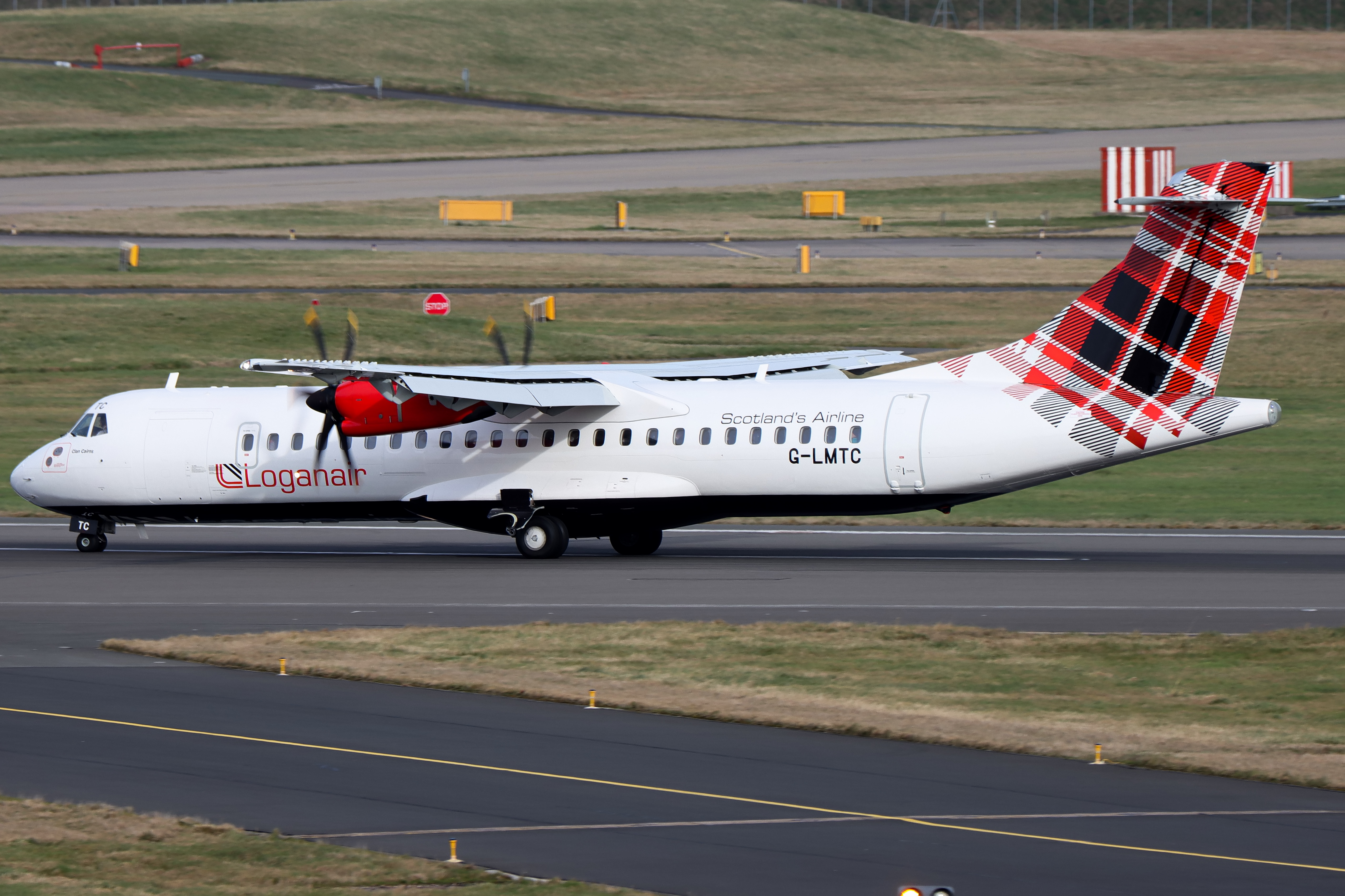 Full size: Loganair ATR 72-600 G-LMTC at Birmingham Airport