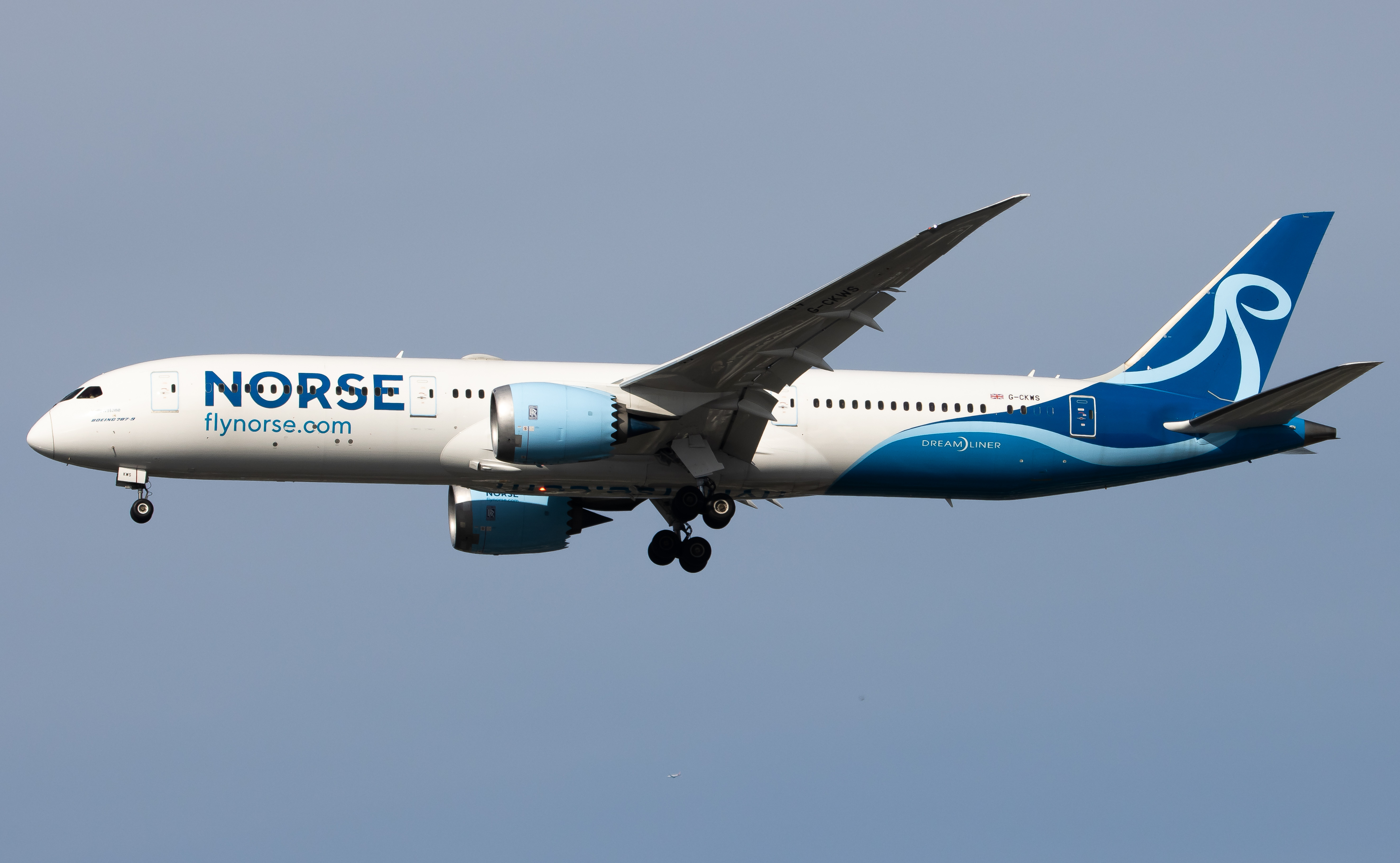 Full size: Norse Airways Boeing 787-9 G-CKWS at John F. Kennedy International Airport